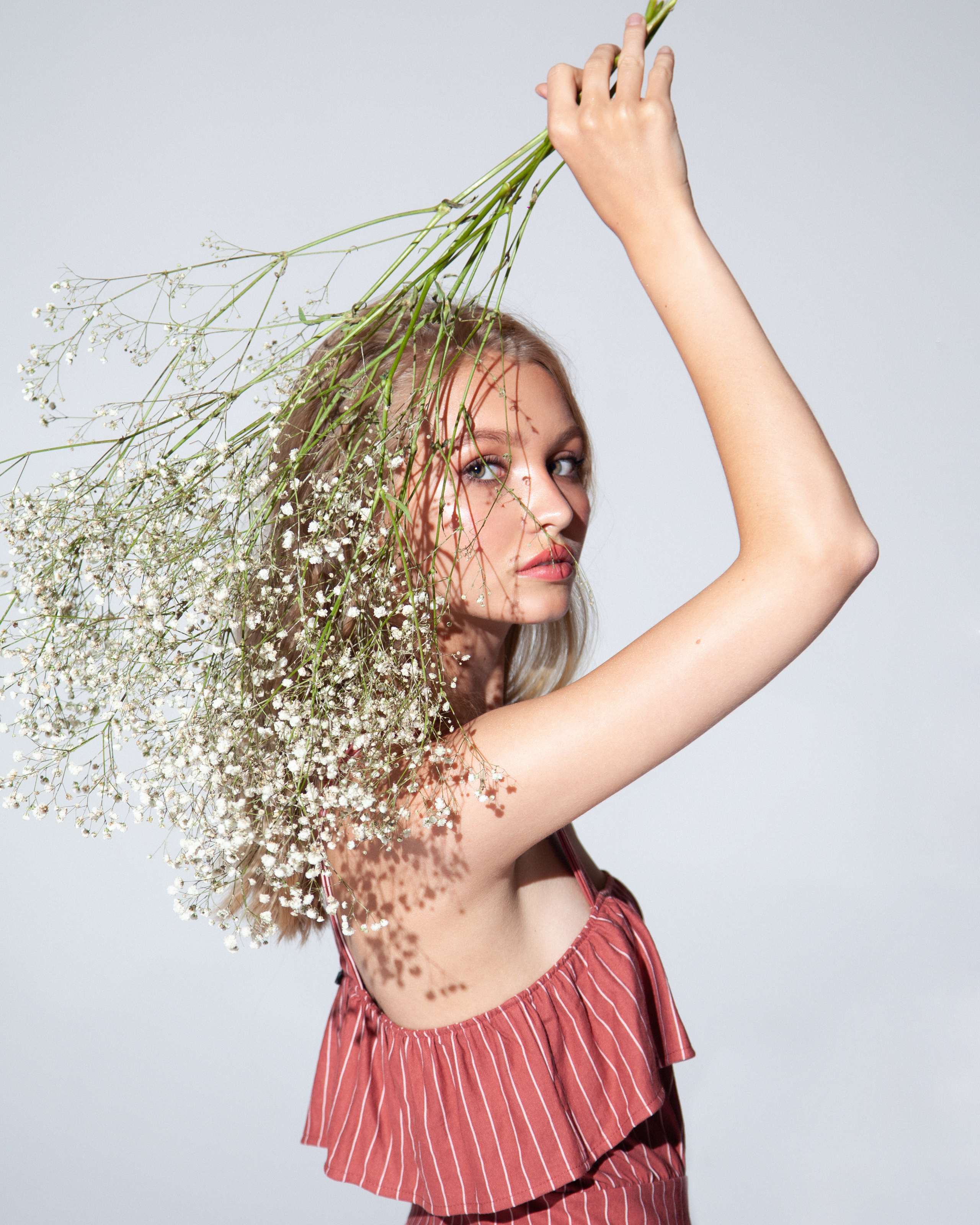 Легкие кадры в студии. Контент фотограф в Москве и области Елена Кулакова