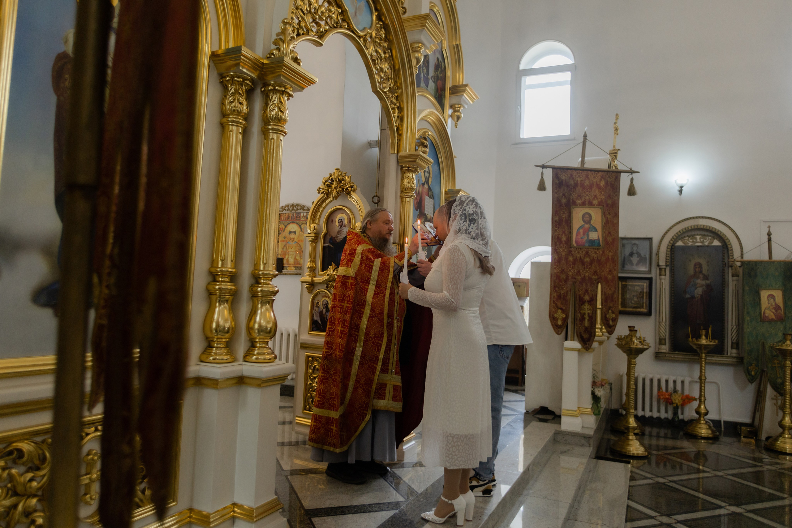 Венчание (Храм святителя Иннокентия). Свадебный и семейный фотограф в Перми Дергачева Кристина