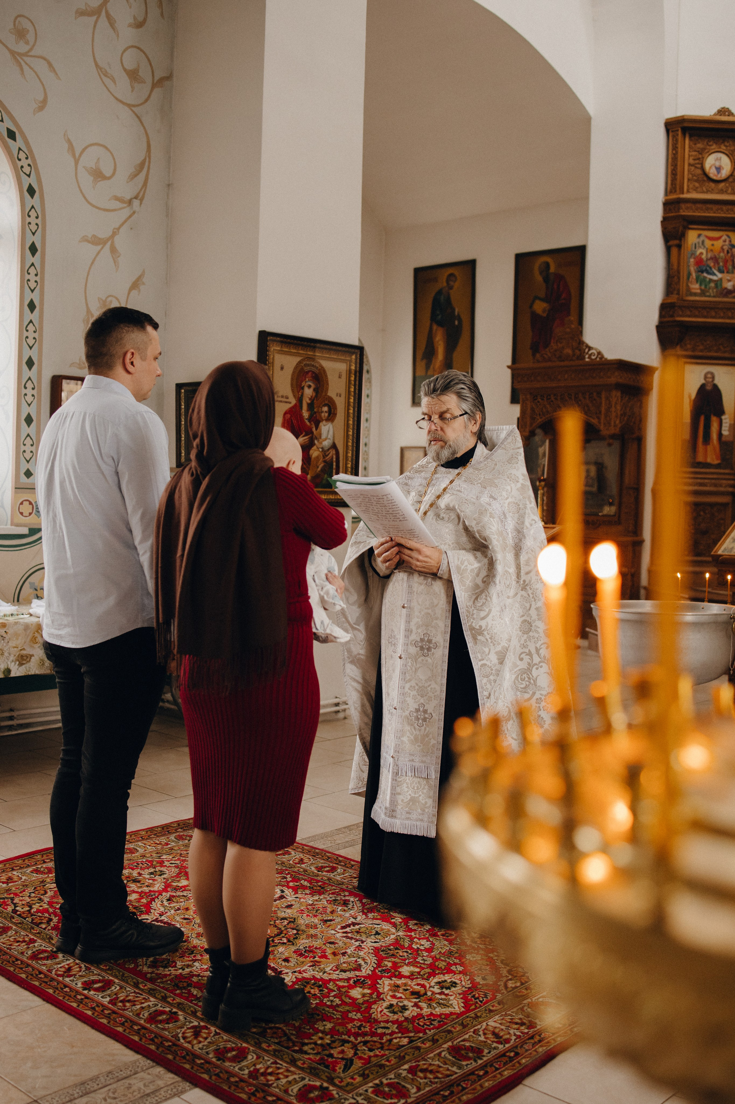 Съемка крещения в церкви св. апостолов Петра и Павла. Семейный и свадебный фотограф Воронеж Елизавета Федорова