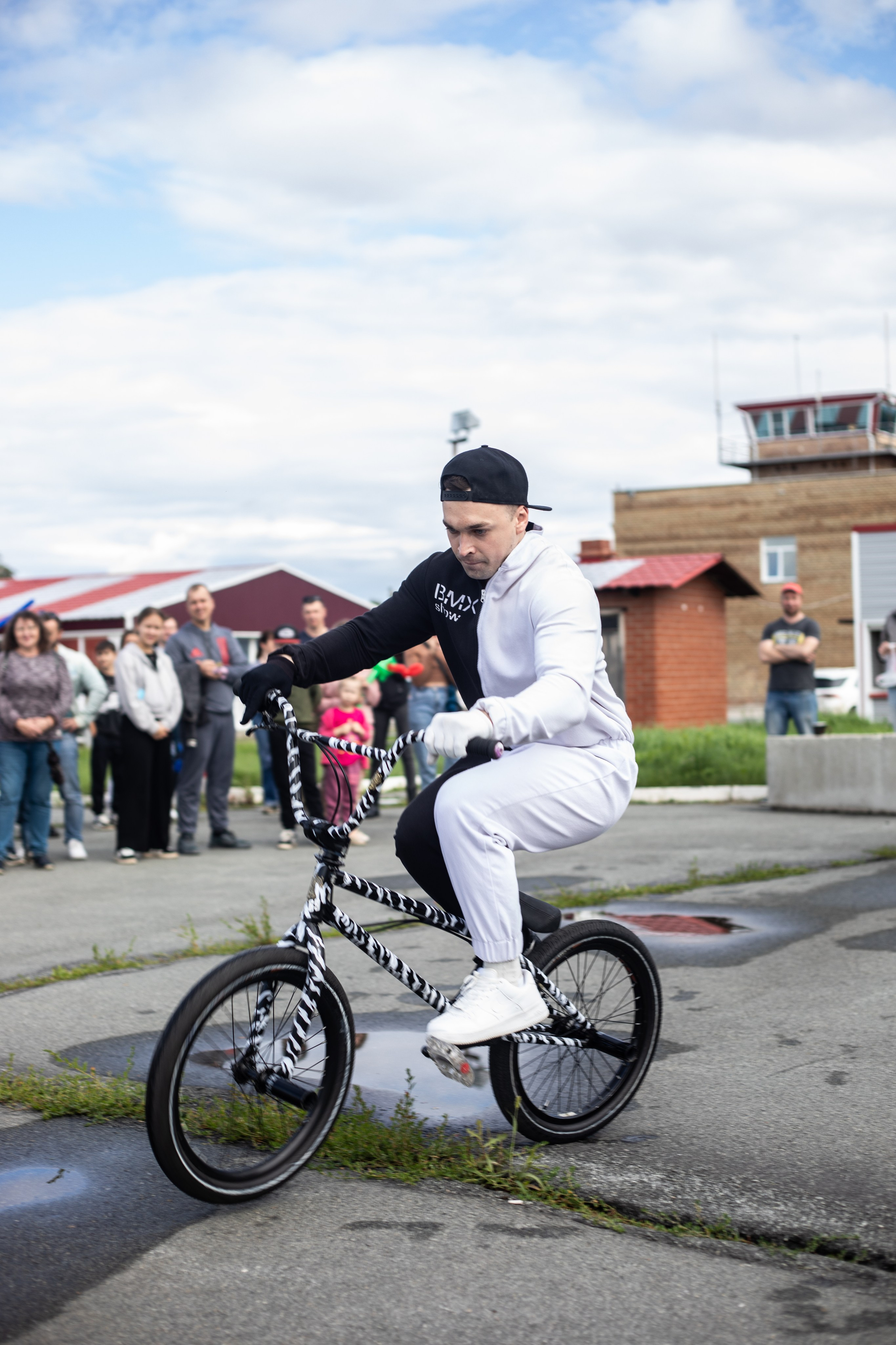 УЗСТ- Корпоративный тимбилдинг на аэродроме. Репортажный и свадебный фотограф в Челябинске Елисеев Павел