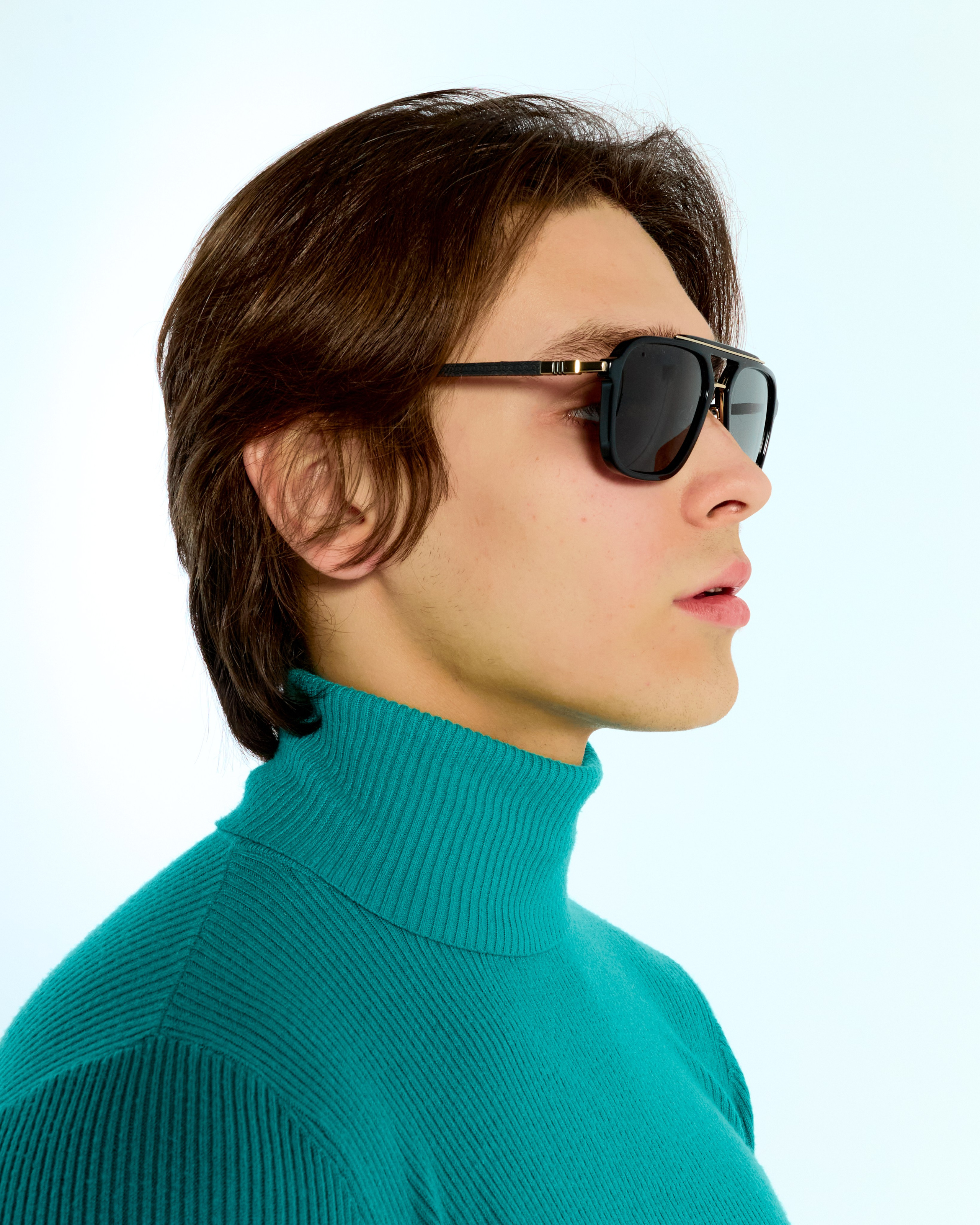 Glazburg optics. Святослав Лебедев | Рекламный фотограф — Коммерческая съемка, Арт-дирекшн, AI-интеграция