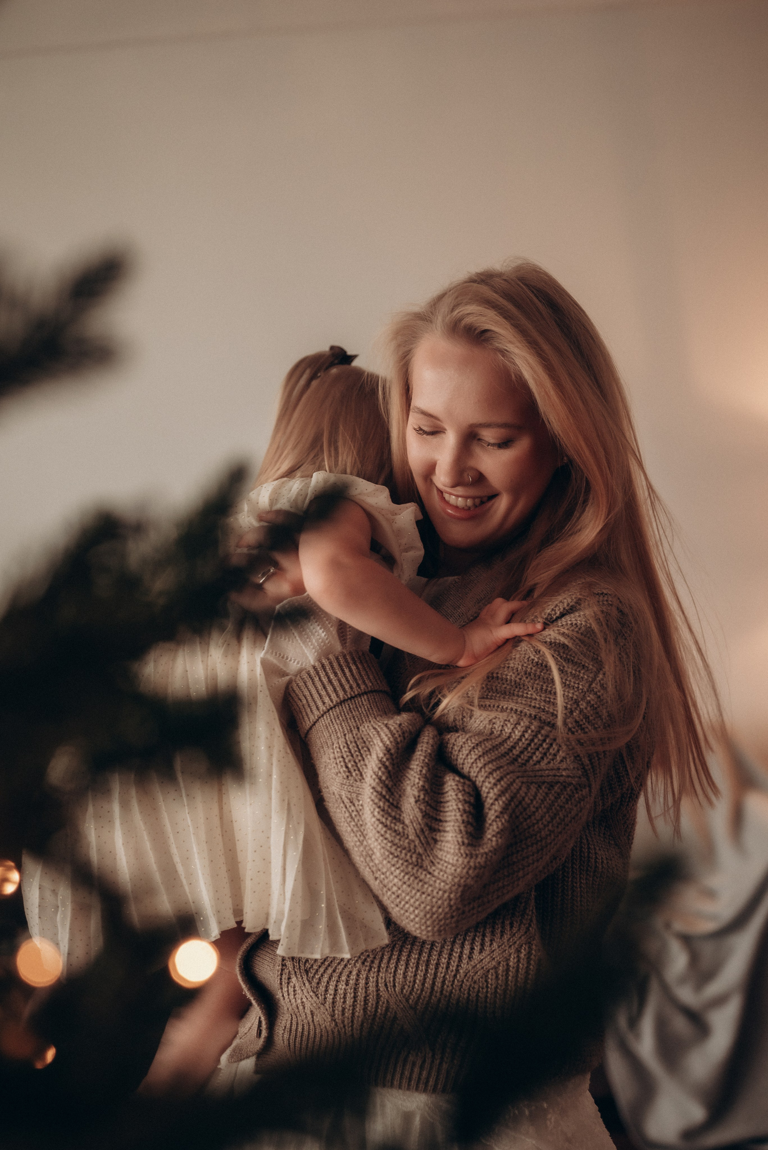 Ксения и Есения. Новогодняя. Семейный фотограф в Москве Дарья Пузикова
