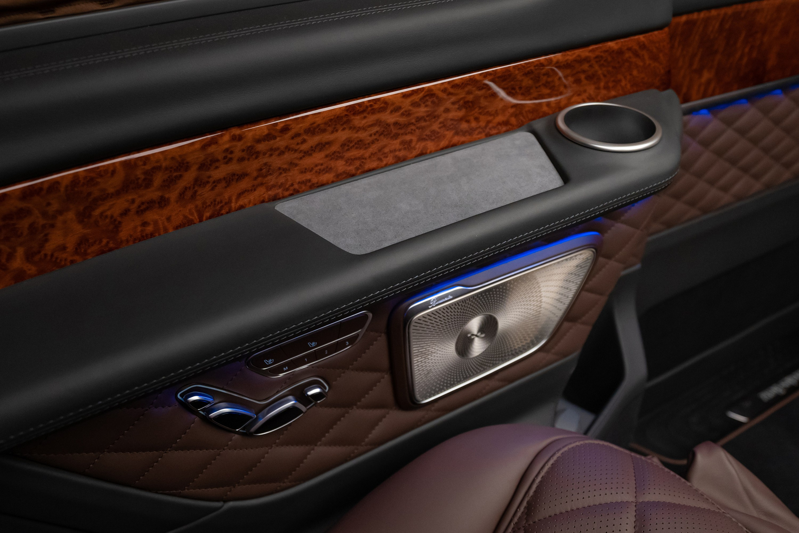 V-Class Dark Rum. Автомобильный фотограф в Москве | Базилев Александр