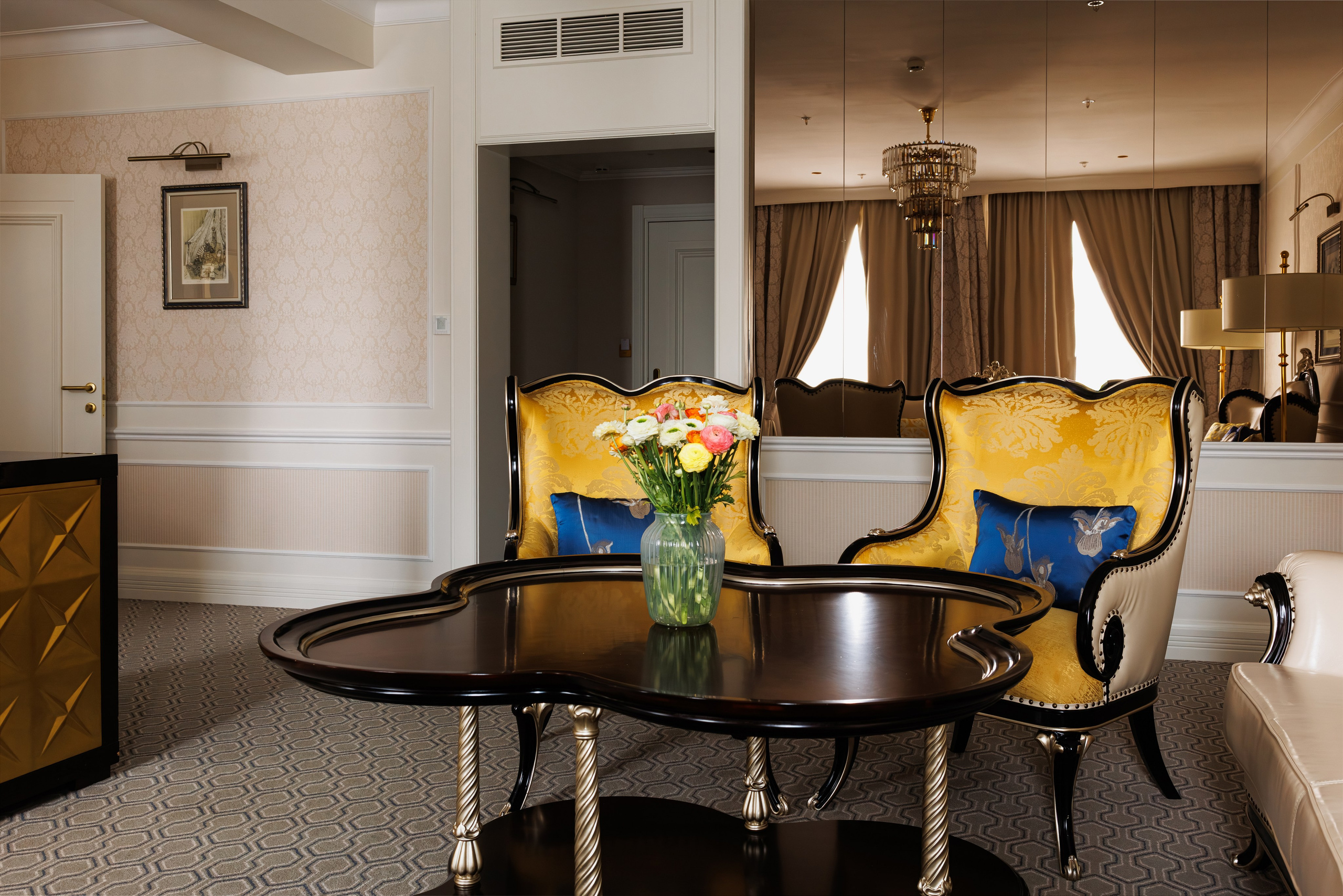 Tsar Palace Luxury Hotel & SPA 5*. Репортажный фотограф в Санкт-Петербурге Жолудев Владислав