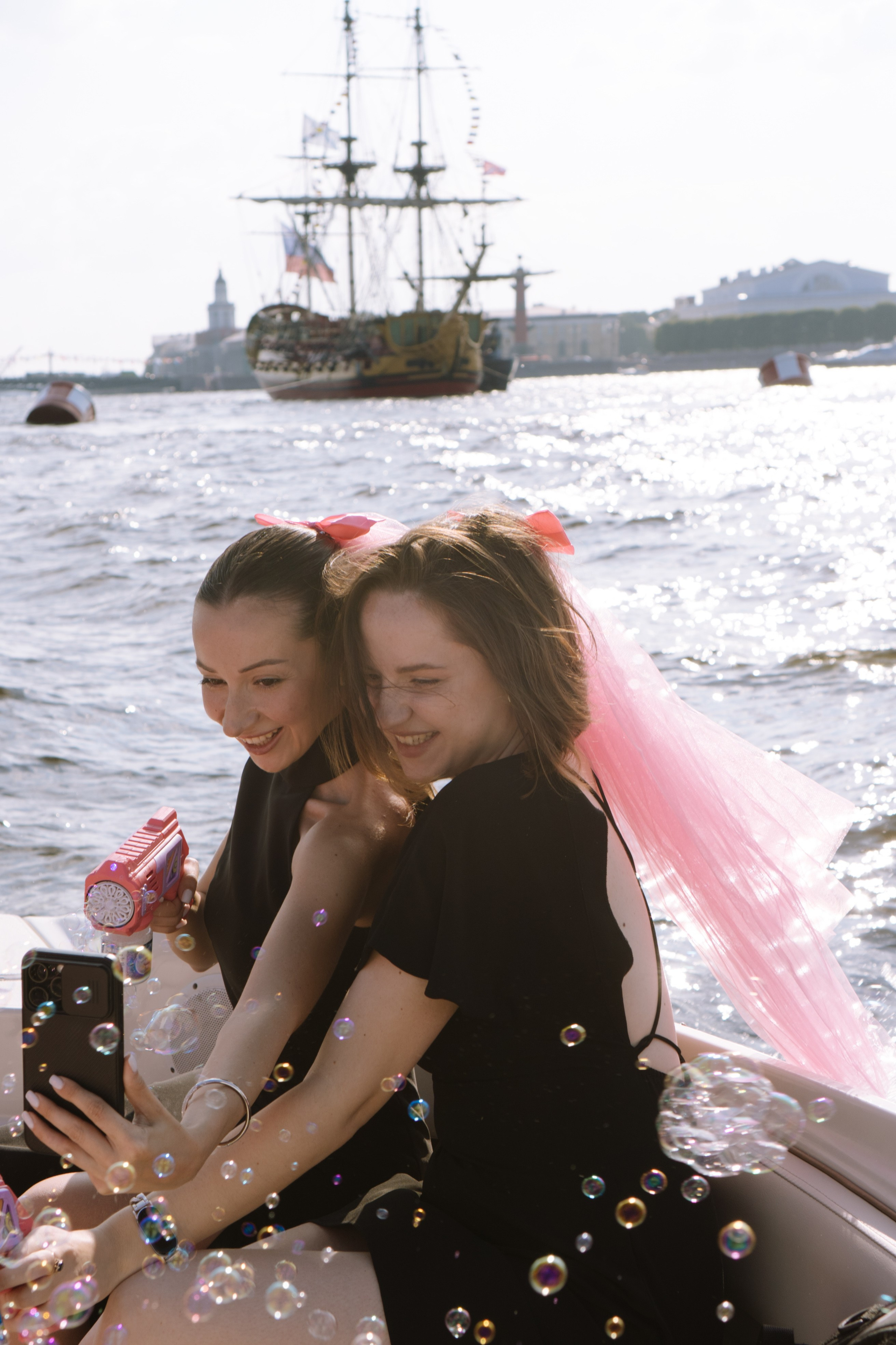 ДЕВИЧНИК НА КАТЕРЕ. Профессиональный фотограф, Санкт-Петербург — Виктория Богомолова