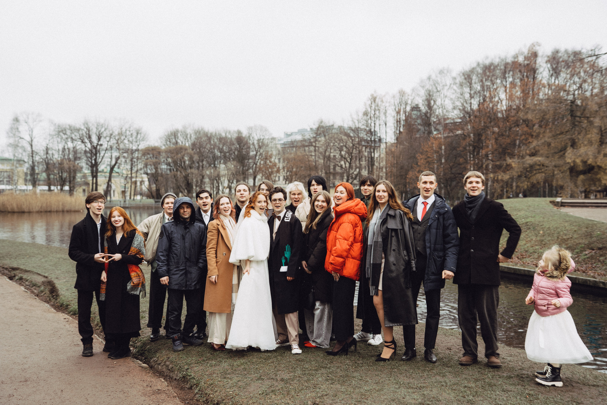 СВАДЕБНАЯ СЬЕМКА ВО ВТОРОМ ДВОРЦЕ С ГОСТЯМИ И ПРОГУЛКА В ТАВРИЧЕСКОМ САДУ. Профессиональный фотограф, Санкт-Петербург — Виктория Богомолова