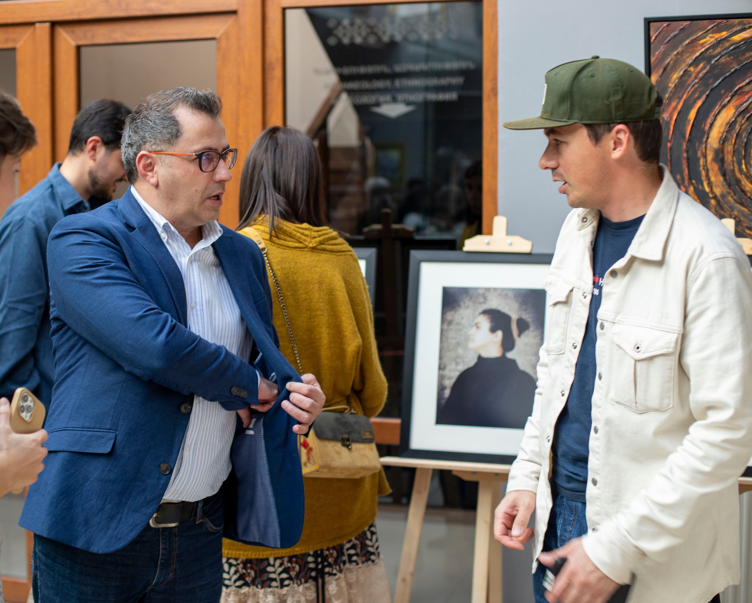 Выставка в г. Дилижан, Армения. Фоторепортаж А.Бабышевой. Арт-фотограф Ксения Якутович