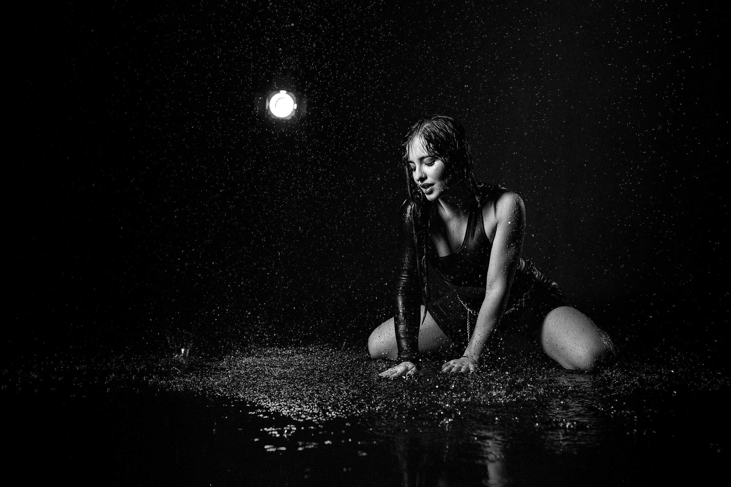 Танец под дождем_2. Ирина Носова - семейный и детский фотограф