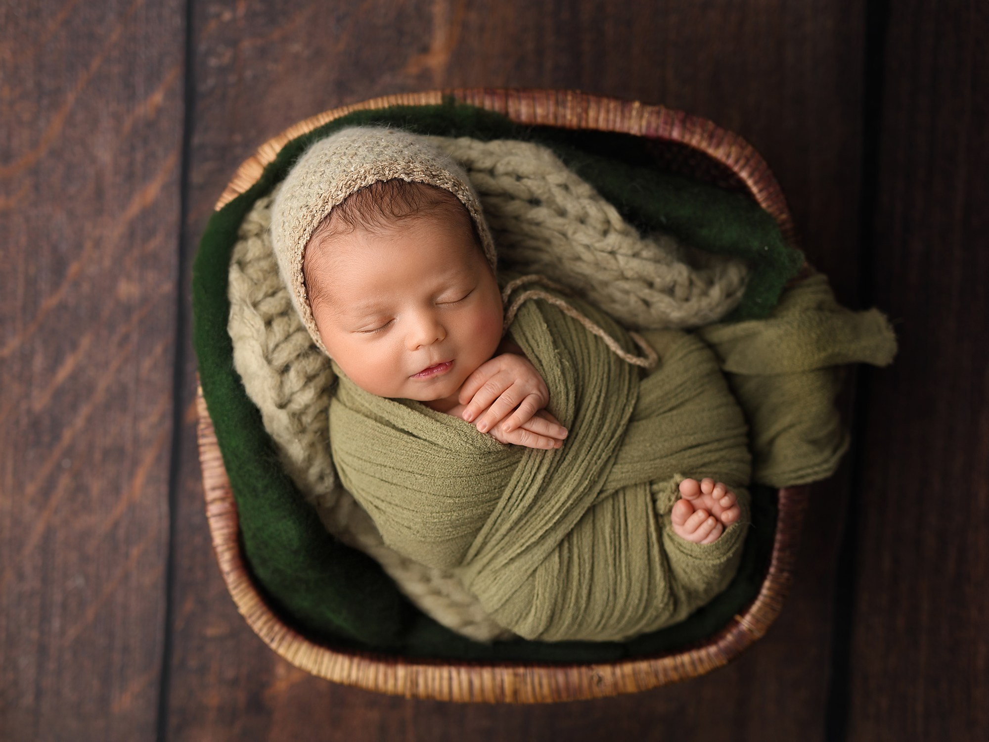 Newborn. Фотограф новорождённых в Казани Нейля Гильмутдинова ньюборн