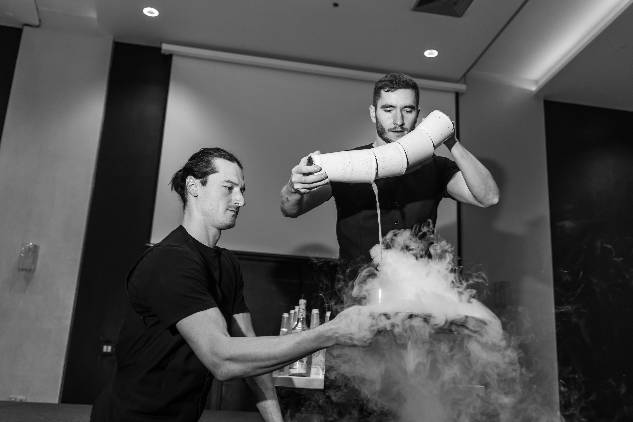 Radisson Blu выпускной 2024. Фотограф свадебный, репортажный, индивидуальный, фото для маркетплейсов, брендов, автосалонов