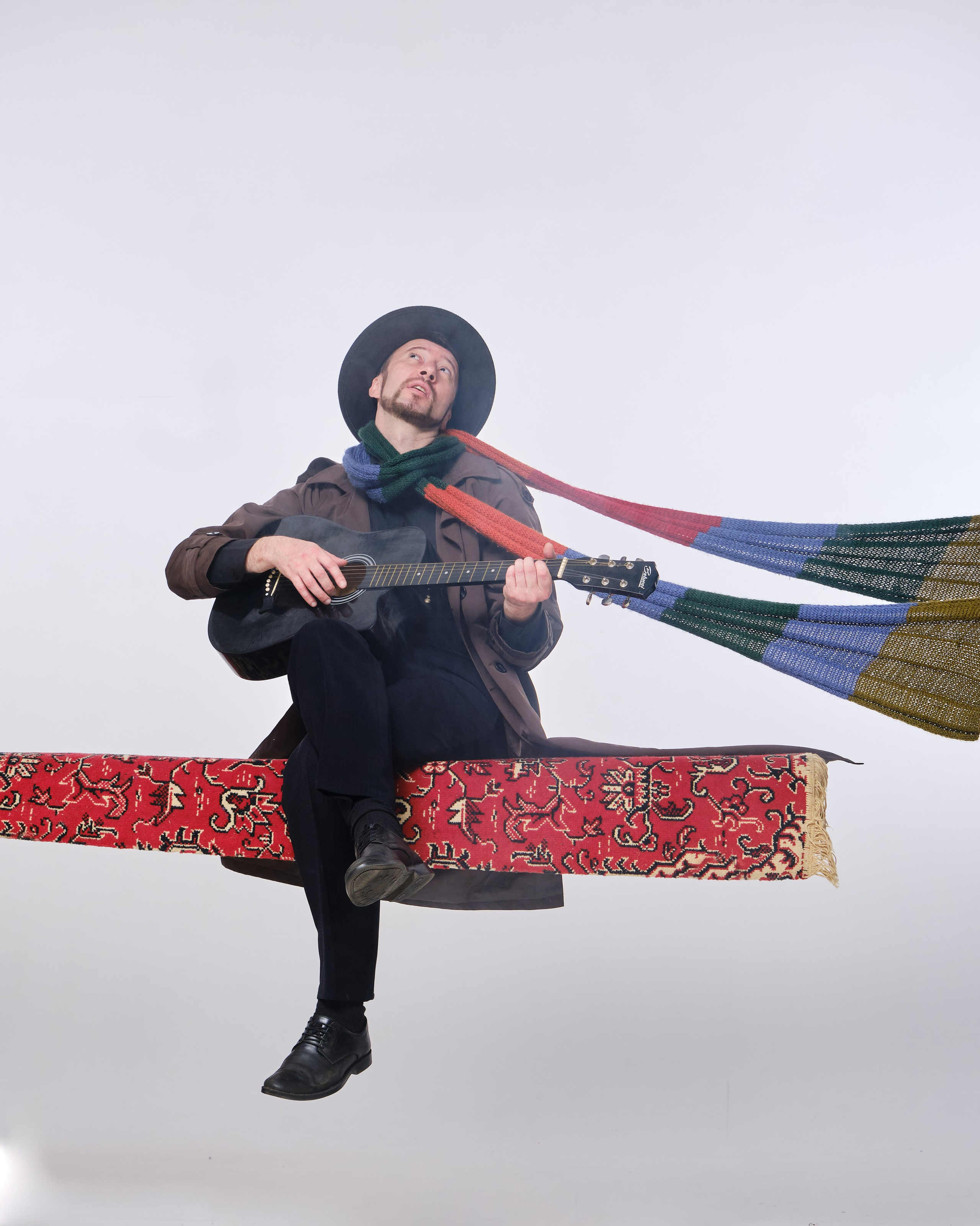 фотосессия с гитарой мужская фотосессия в студии в Москве фотограф Виктория Колышева