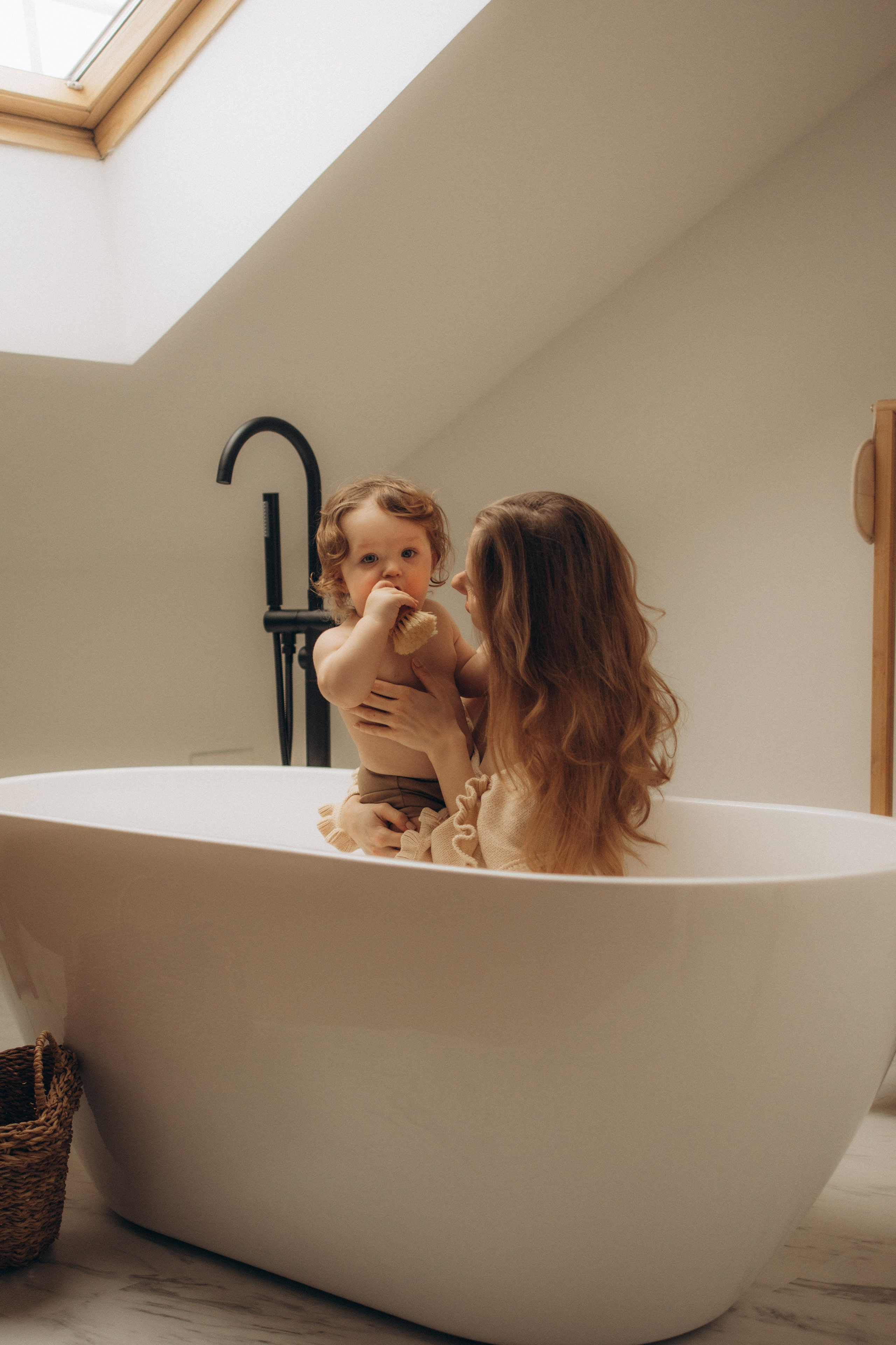 Алена, Вова, Святик. Фотокарточки о вас и о большой любви!