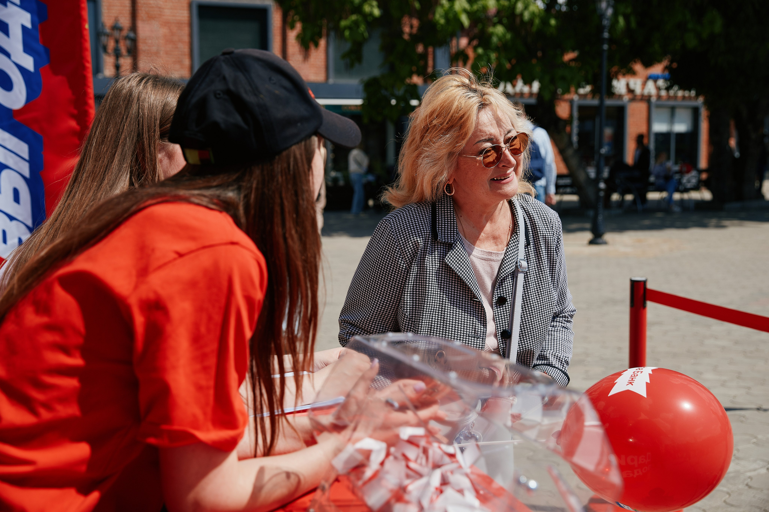 Альфа День в ТК Центр Города 14.05. Свадебный репортажный фотограф краснодар максим дремов дрёмов фотосессия студия цена