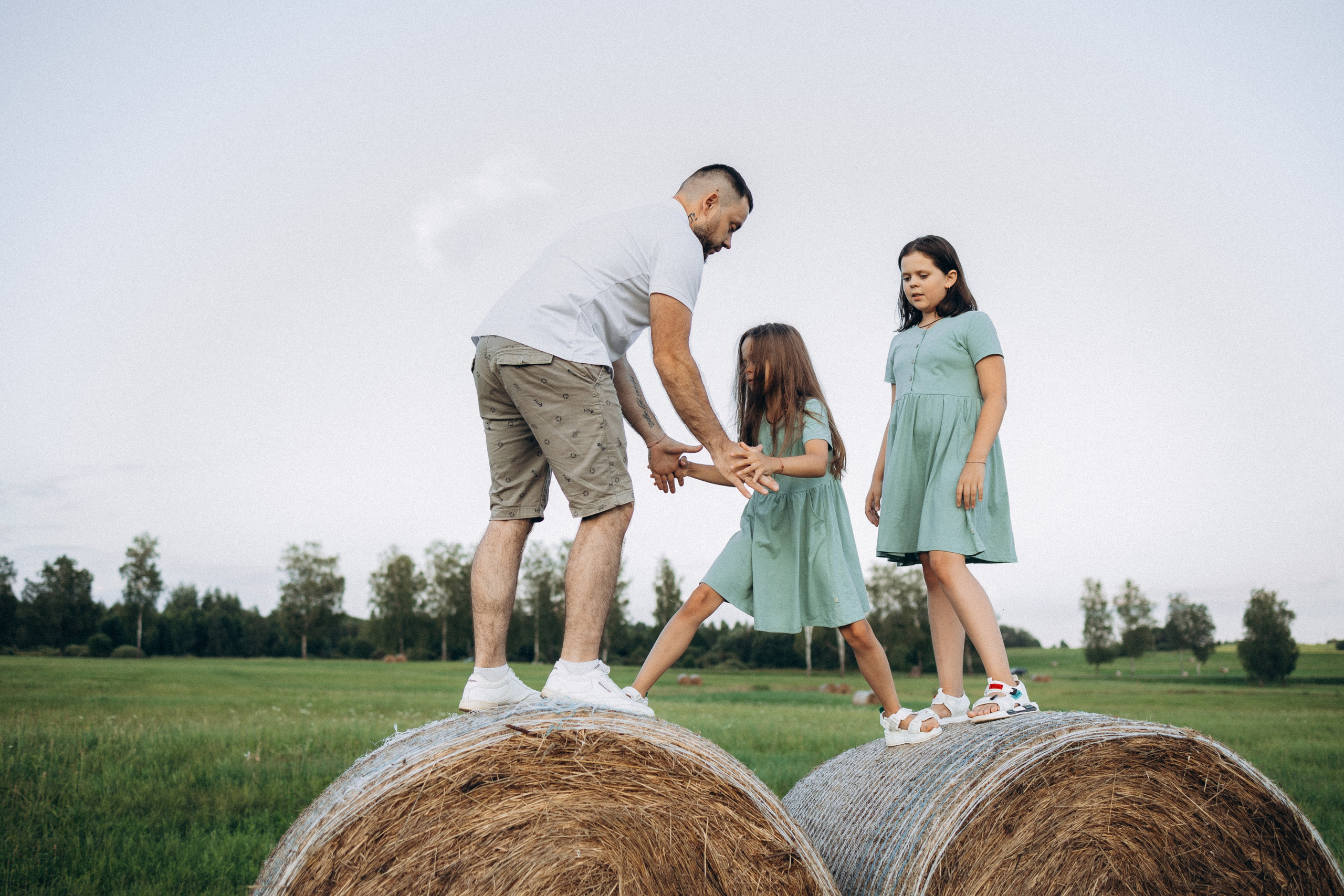 Алиса, Ульяна, Лена и Евгений. Фотограф Елена Рябцева