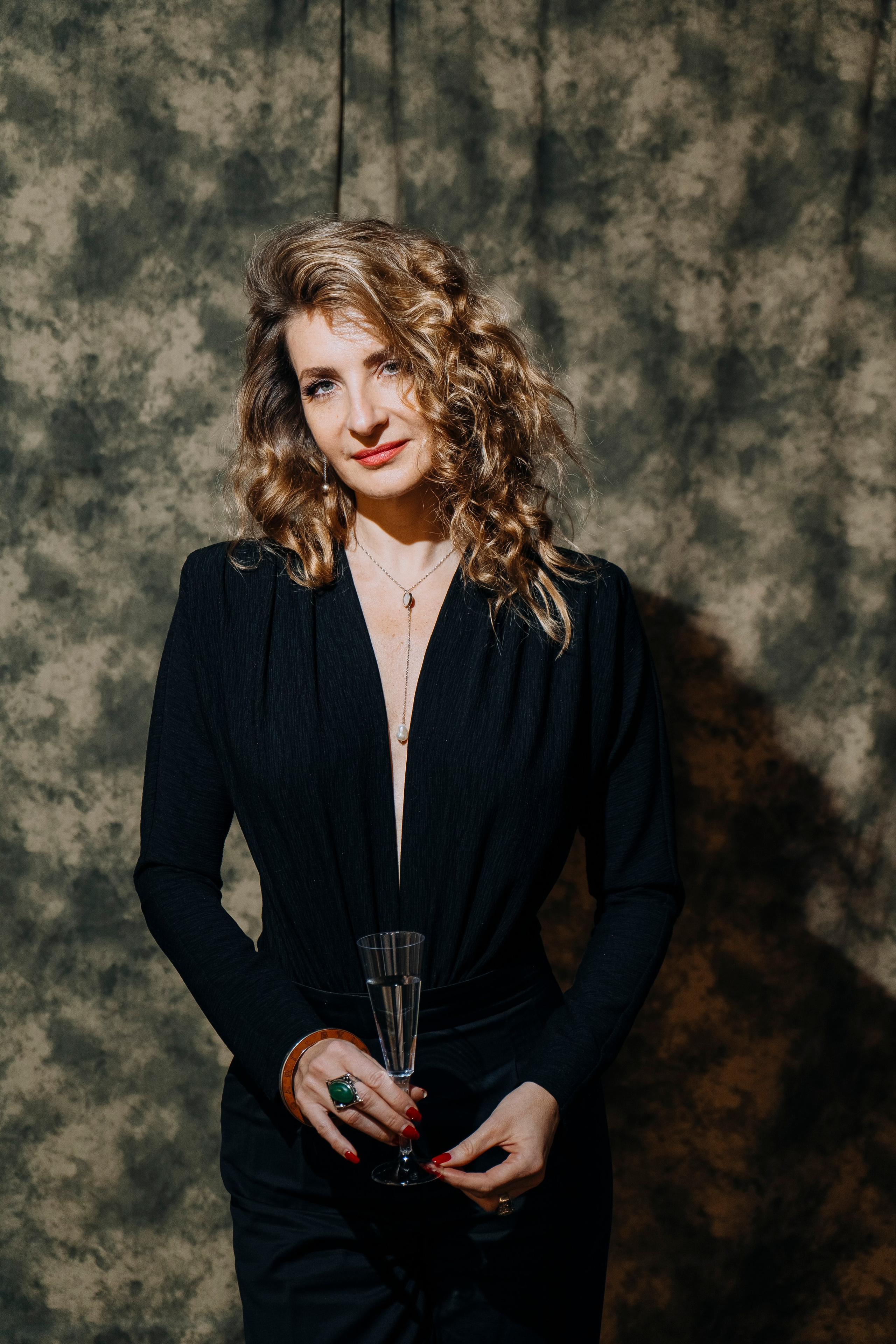 Вернисаж фотовыставки MFamilia «Гармония различий». Организация фотовыставок в Петербурге и Москве, MFamilia (МФамилия)