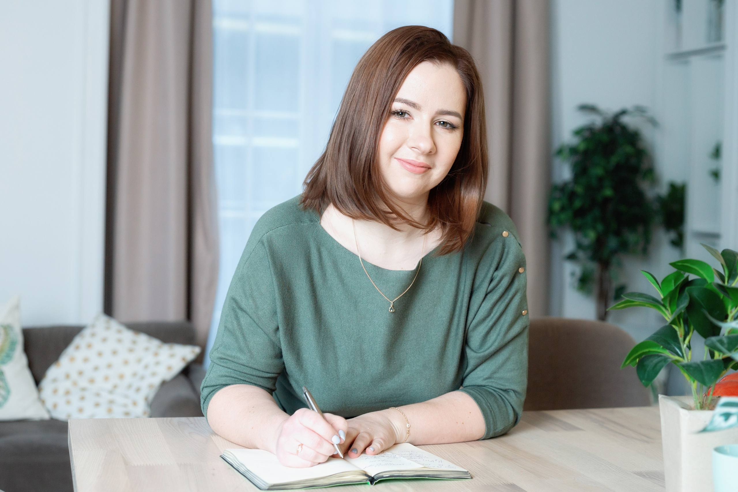 Фотосессия для организатора онлайн-марафонов в СПБ Контент для рекламы и вовлечения. Портретные фотосессии, контент-съемки, репортаж