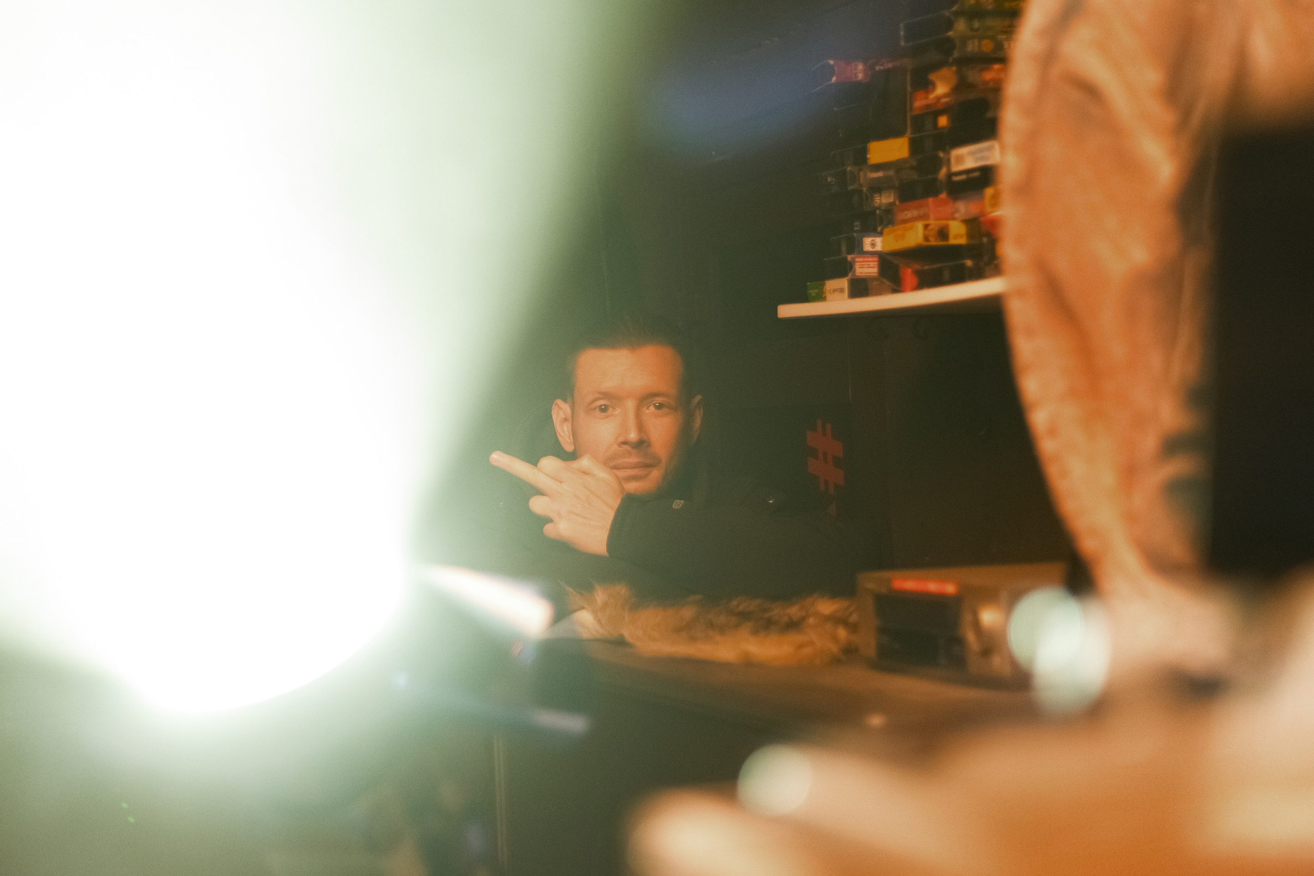 Бэкстейдж со съёмок фильма «Третья смена». Фотограф Александр Закадычный | Таганрог