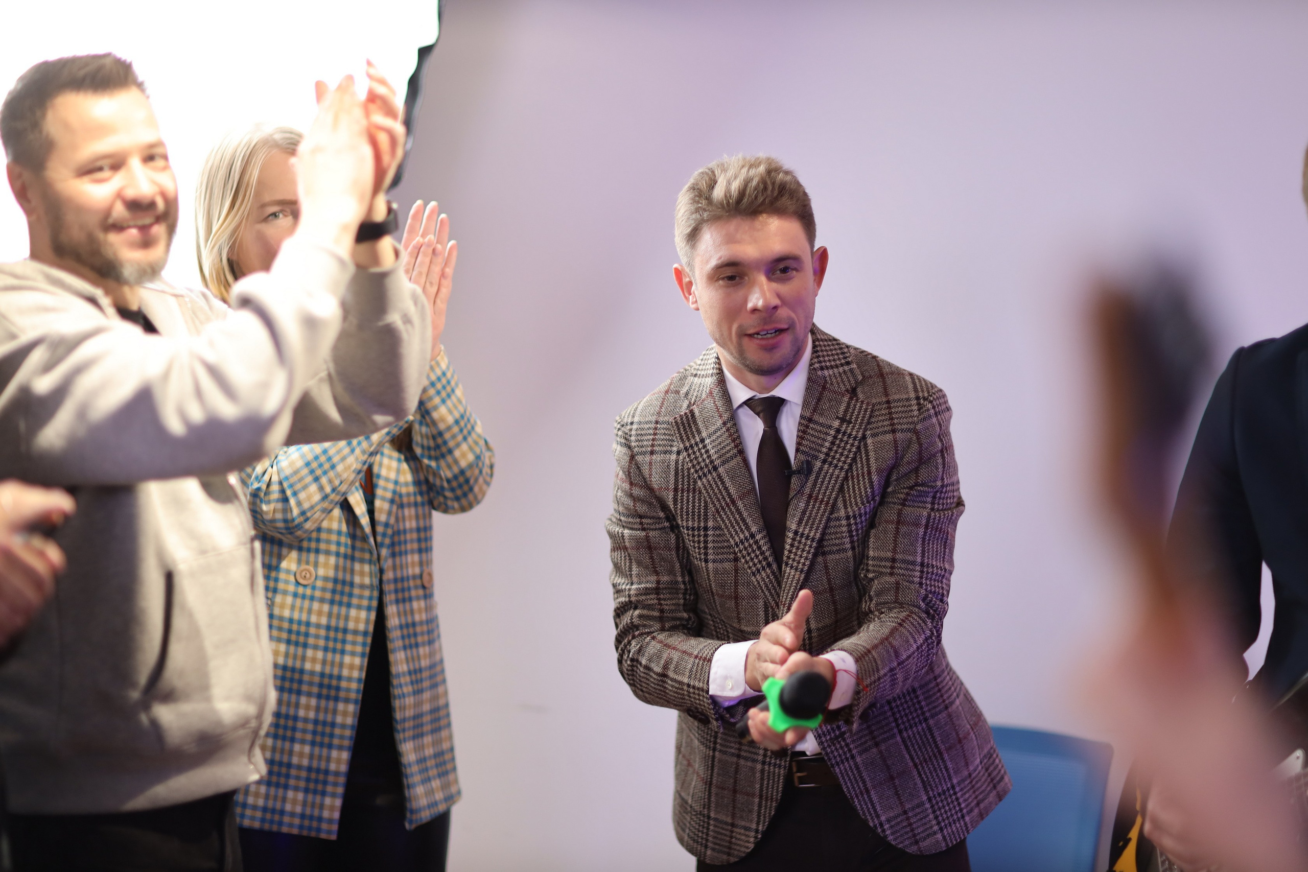 МастерМайнд 1.2. Съемка в студии под ваш запрос, студийные съемки, фотографии архитектурных объектов — Александр Евстигнеев — фотограф Москва