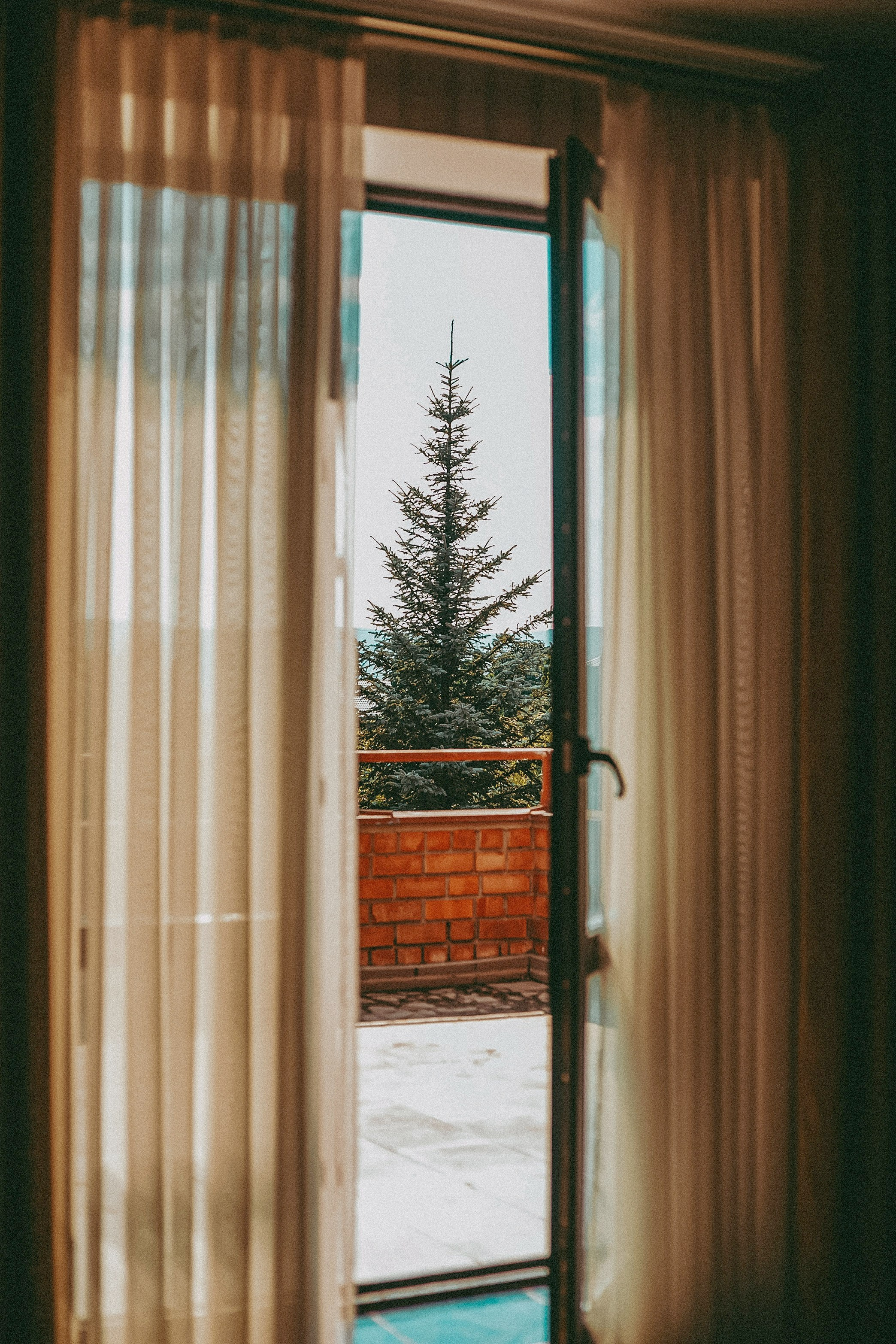 Свадебная фотосессия в парк-отеле. Фотограф в городе Самара Александр Гераськин