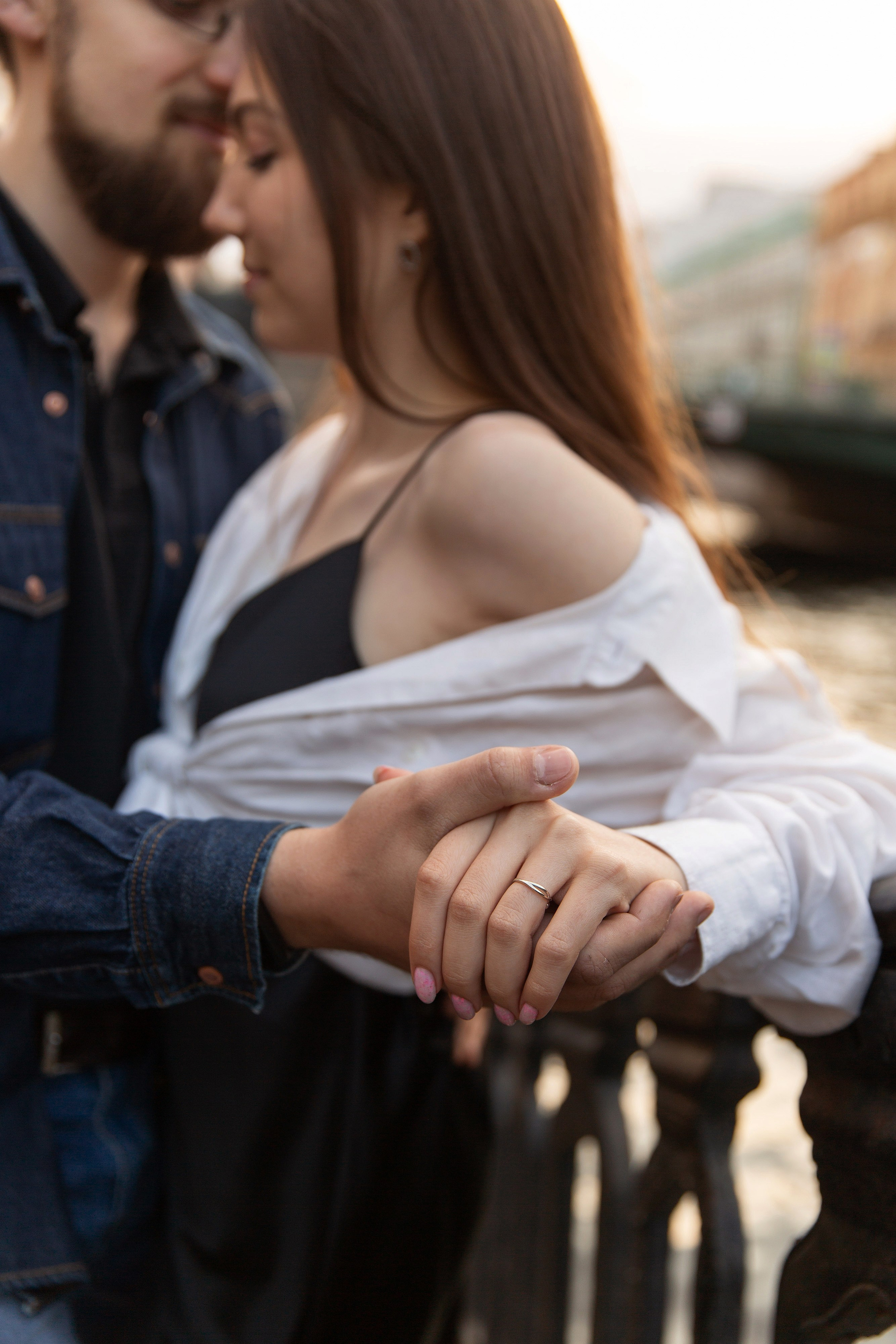 Фотосессия истории любви в центре Петербурга. Свадебный и портретный фотограф в Санкт-Петербурге Надежда Чечулина