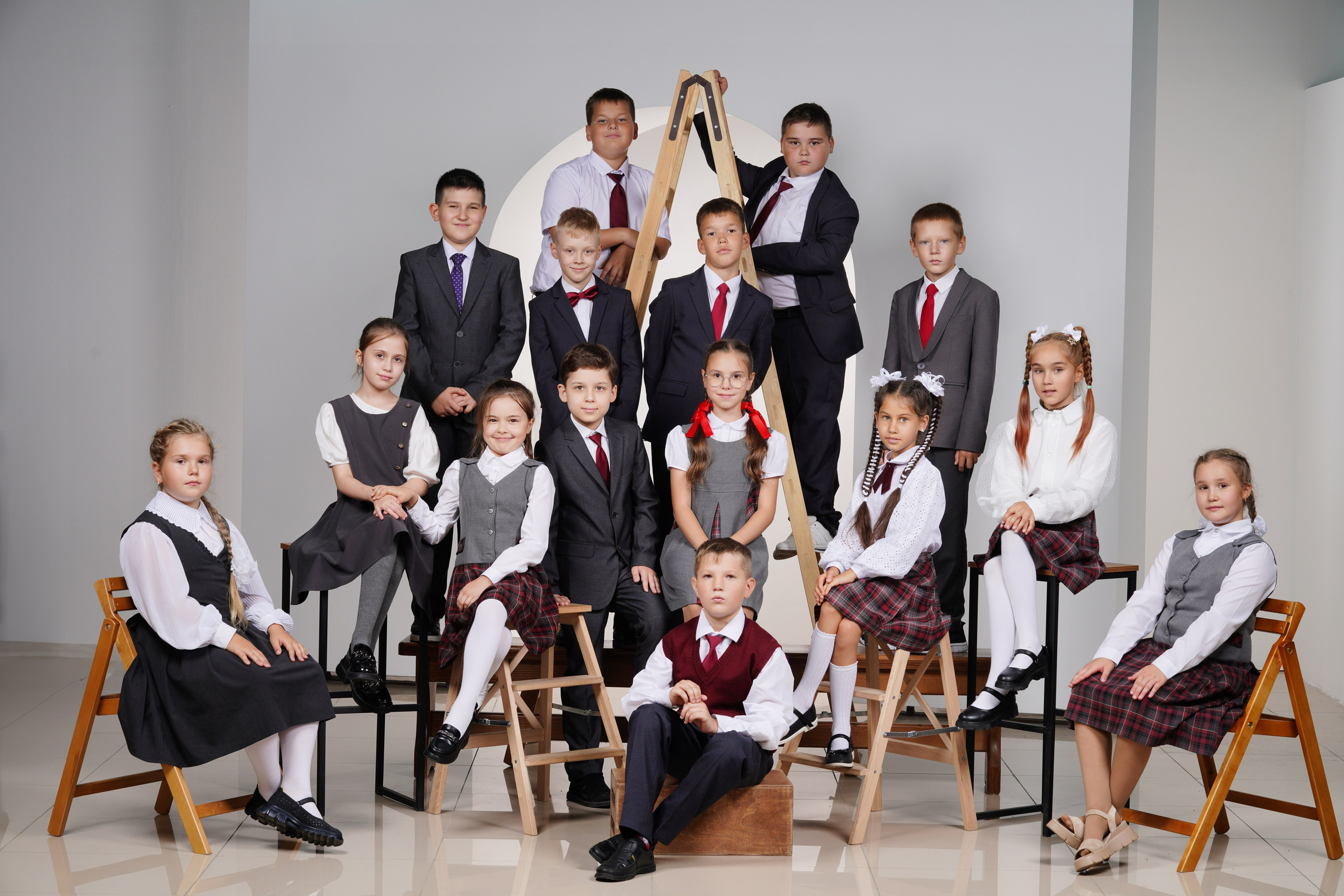 Школьная студия 4 класс. Выпускные альбомы в Набережных Челнах