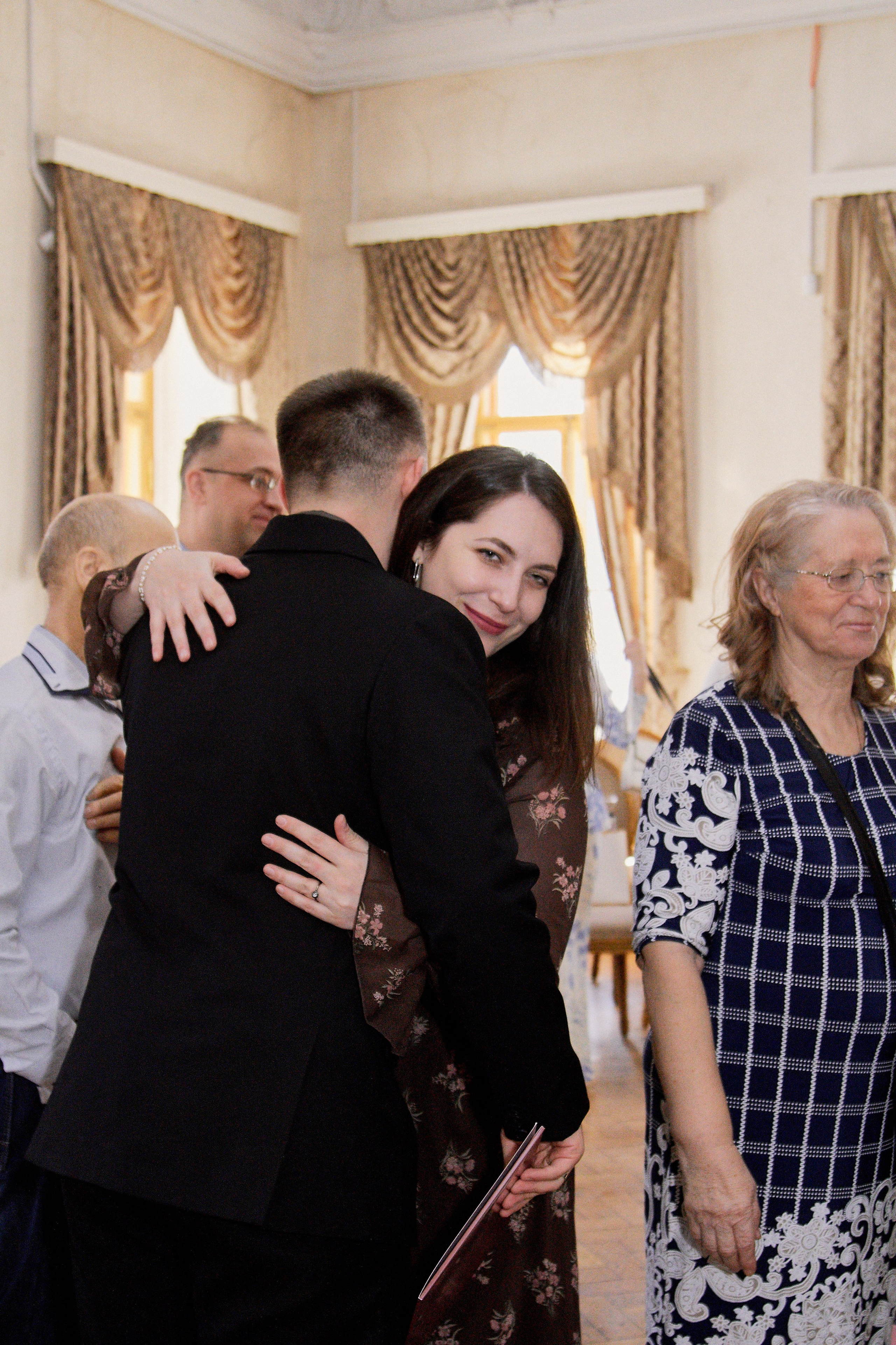 Торжественное бракосочетание в библиотеке им. Пушкина. Свадебный фотограф в Москве Приятелева Ангелина