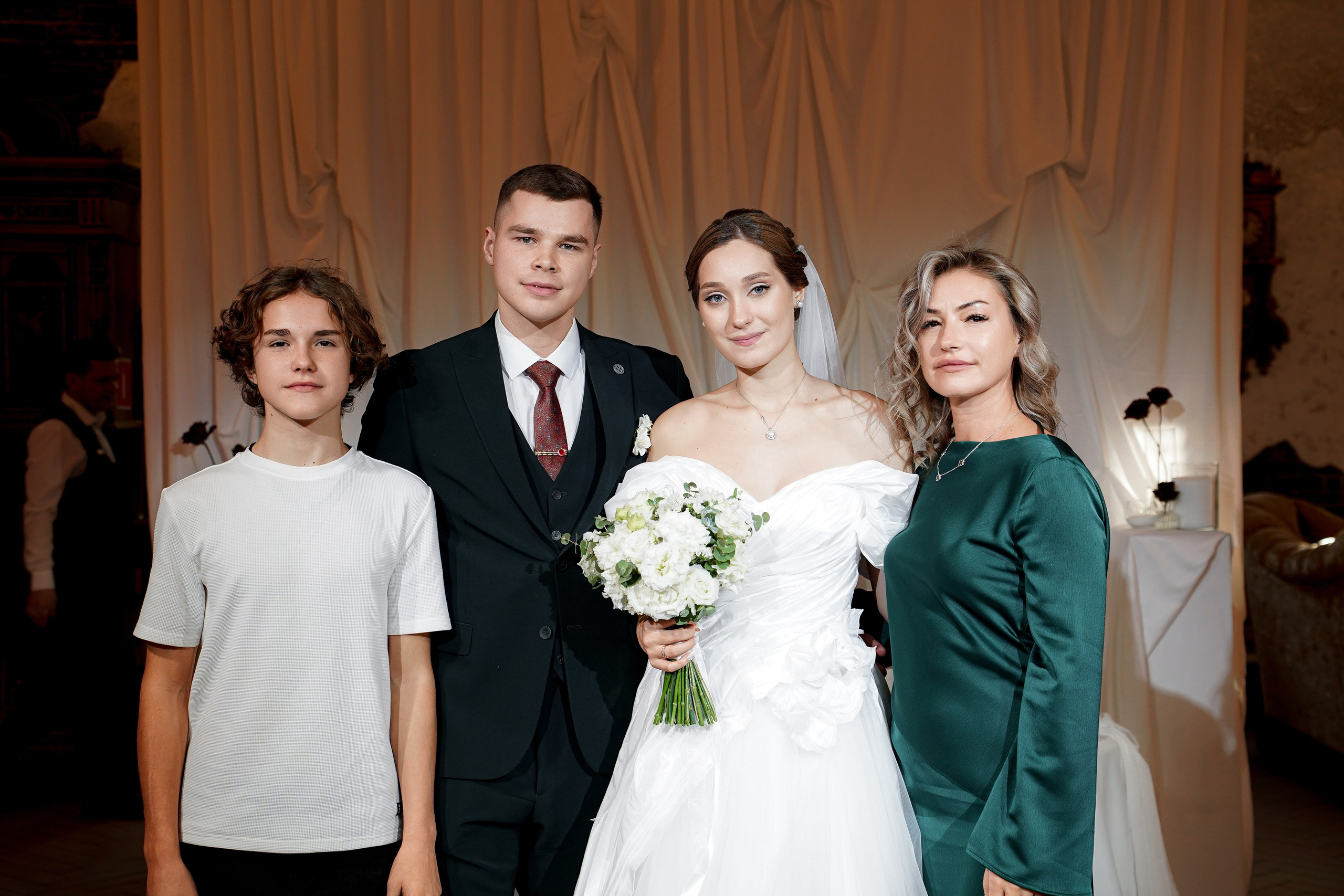 Банкет в Атаманской усадьбе. Свадебный фотограф в Ростове-на-Дону. Таинство Крещения и Венчания, семейные фотосессии. Алёна Чёботова