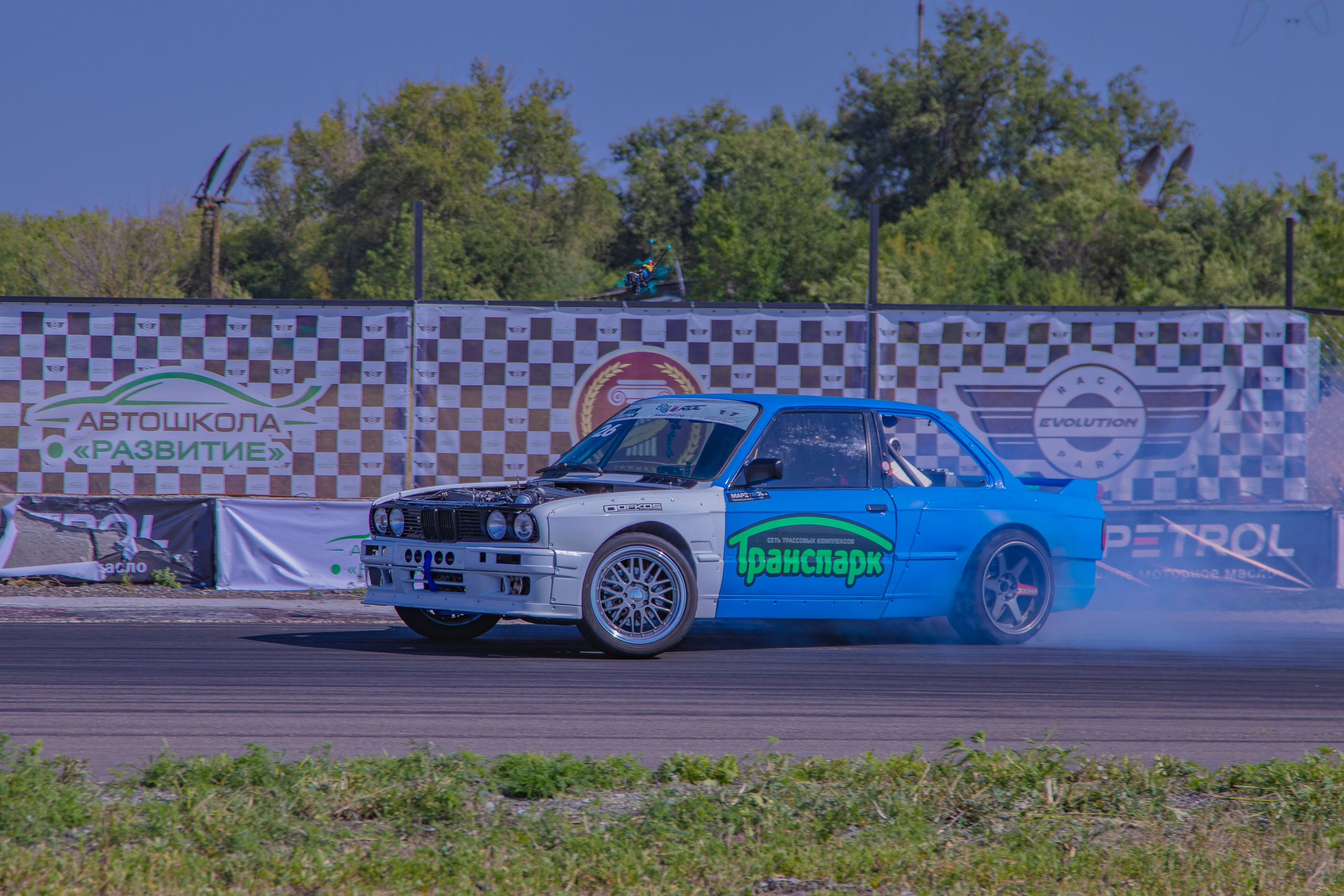 Фотосъёмка профессионального дрифта в Ростов-на-Дону. Портретный фотограф в Ростове-на-Дону Антон Казарин