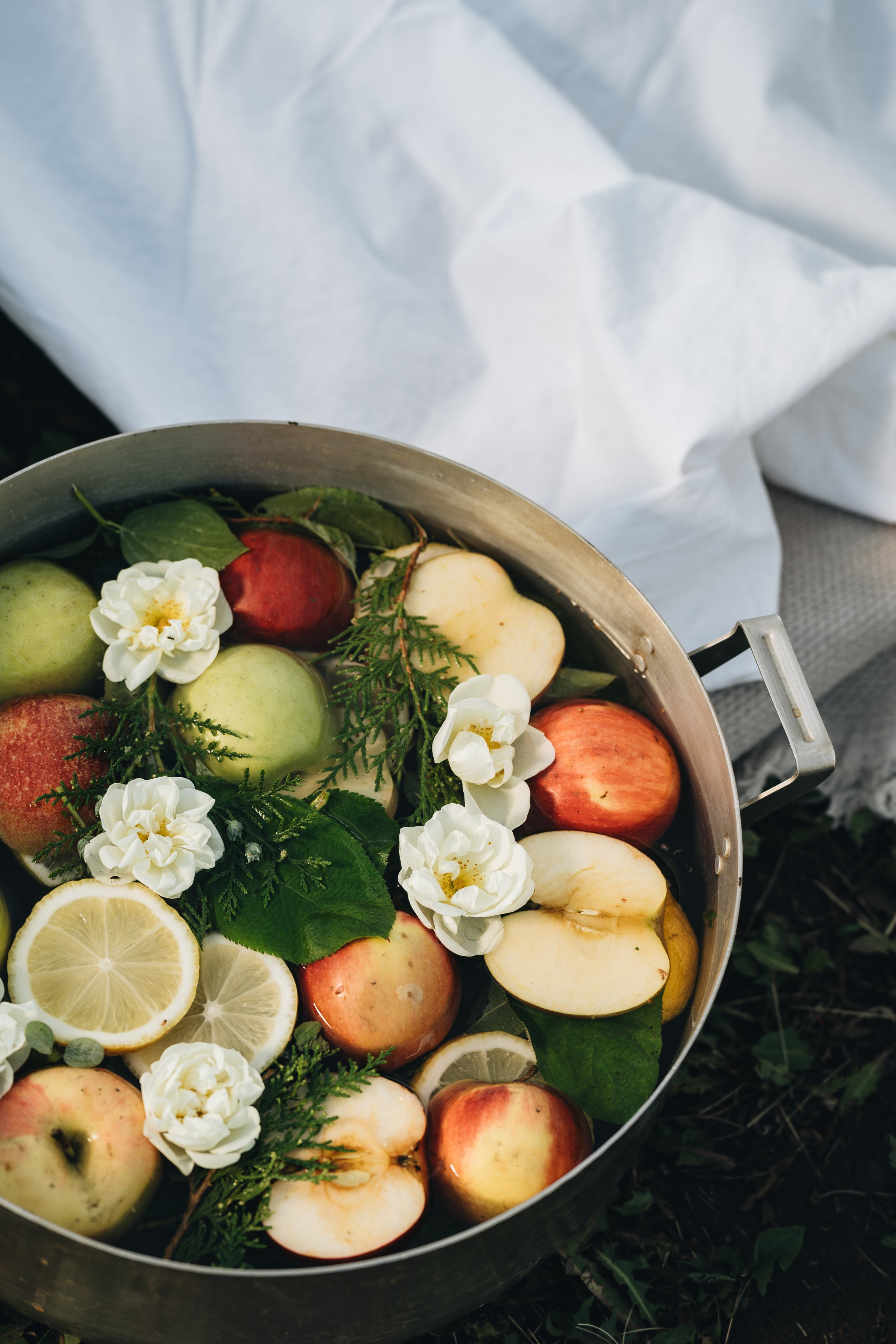 Декорации и атрибутика для семейной фотосессии на природе,