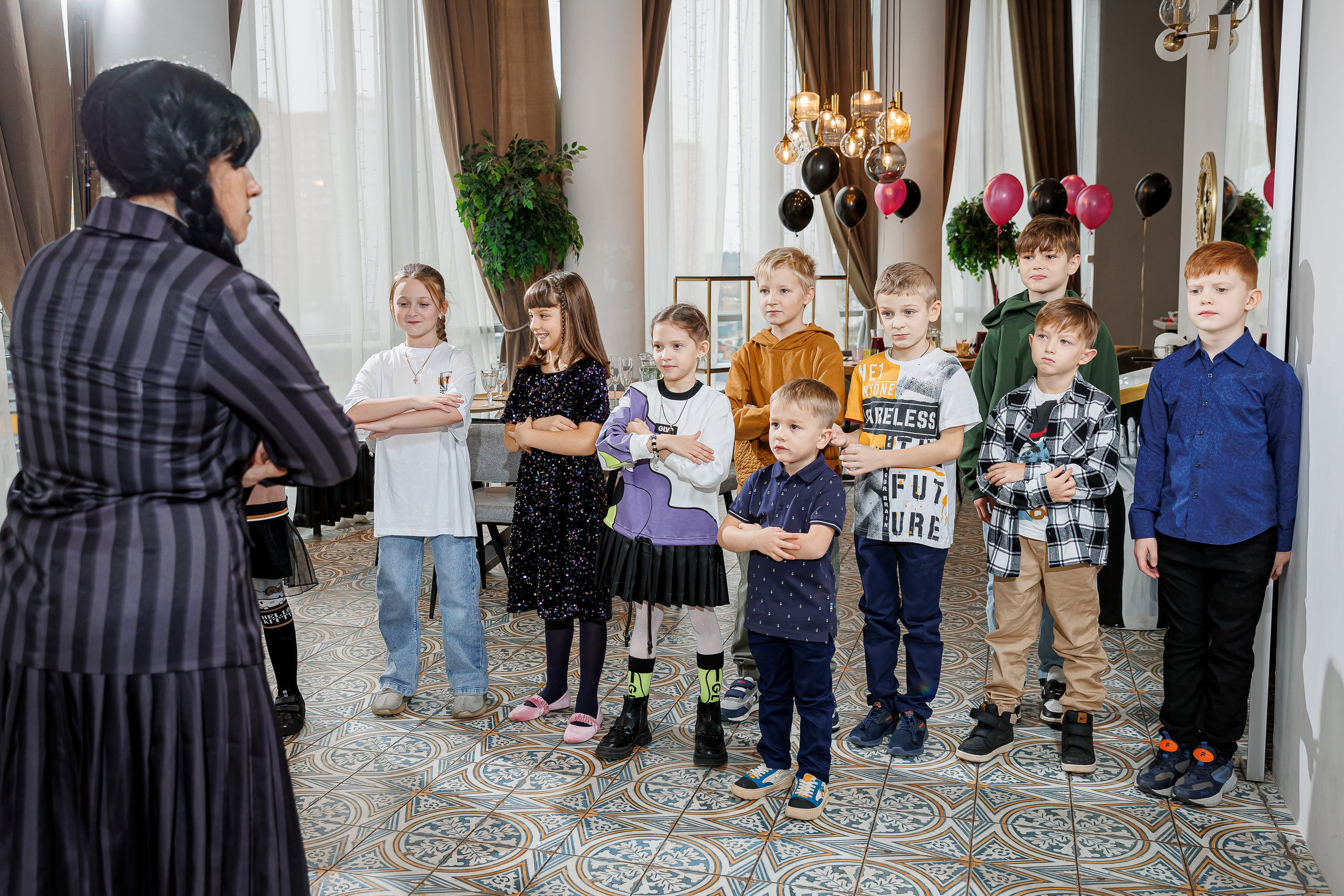 День рождения Насти «Венсдэй во Вкусотеррии». Семейный и детский фотограф Комина Елена, Власиха, Одинцово