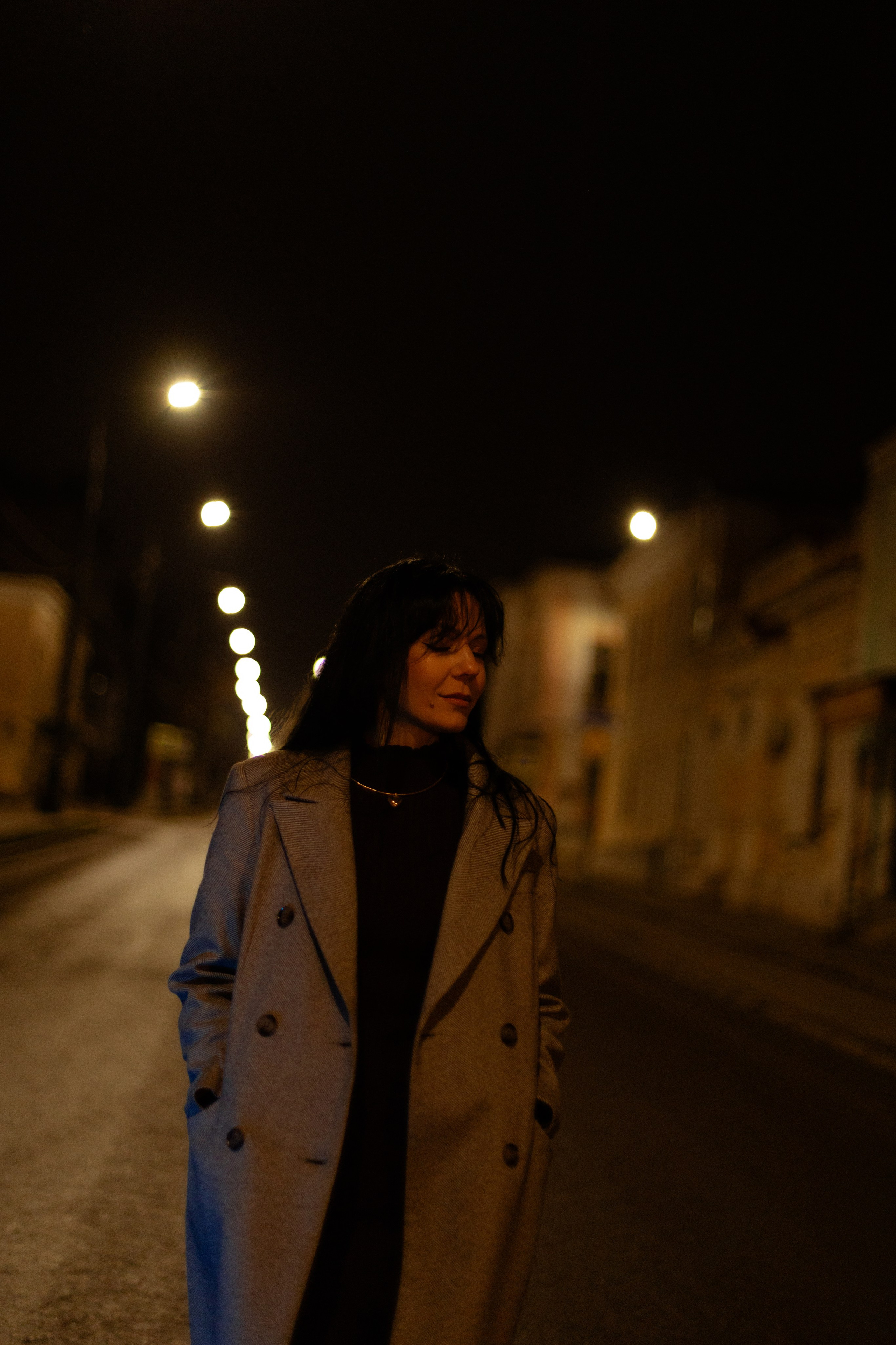 Светлана. Прогулка по ночному городу. Фотограф Мария Щеголькова. Чувственный женский портрет