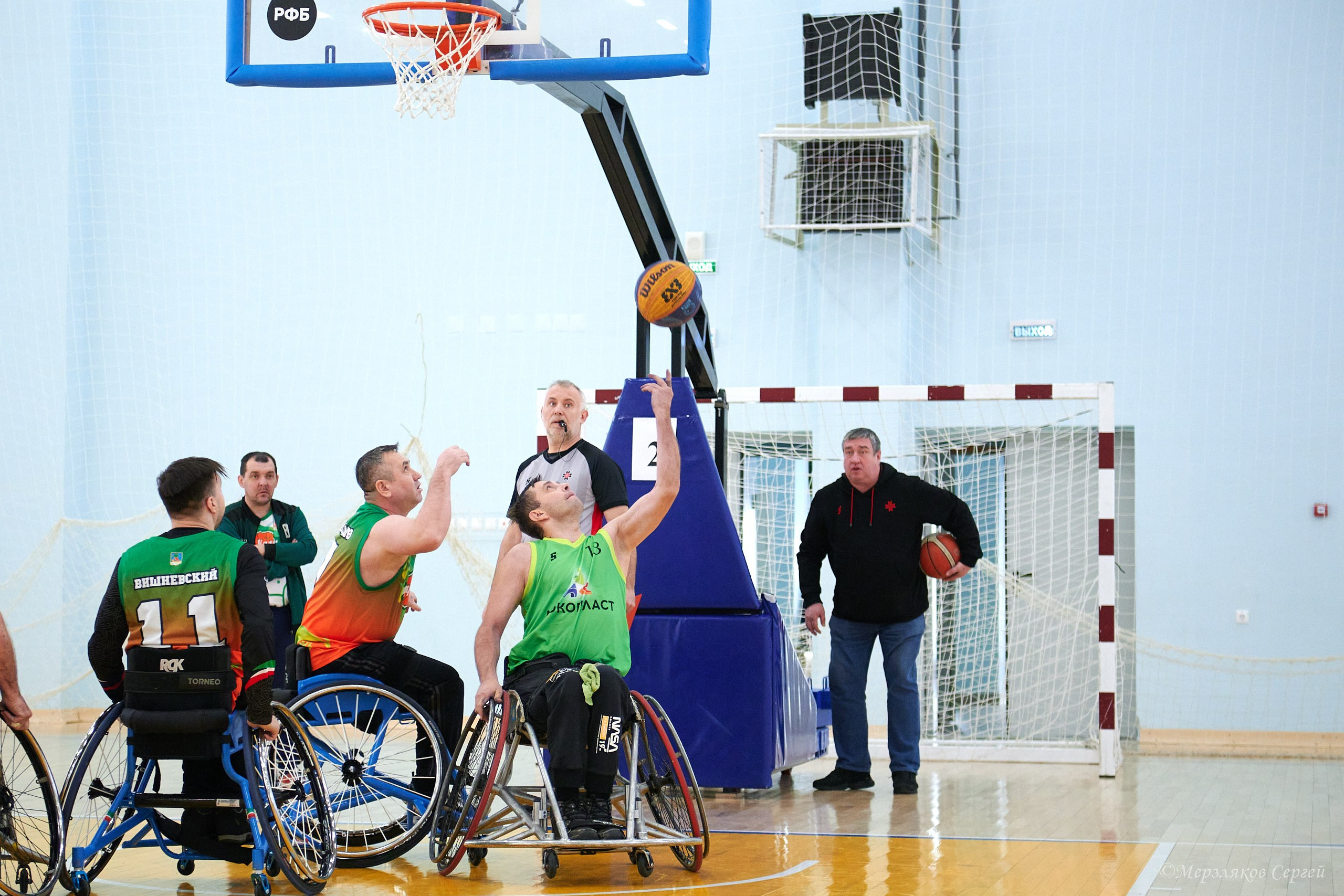 X традиционный Рождественский турнир по баскетболу на колясках. Ижевск. Спортивный репортажный фотограф в Ижевске Сергей Мерзляков