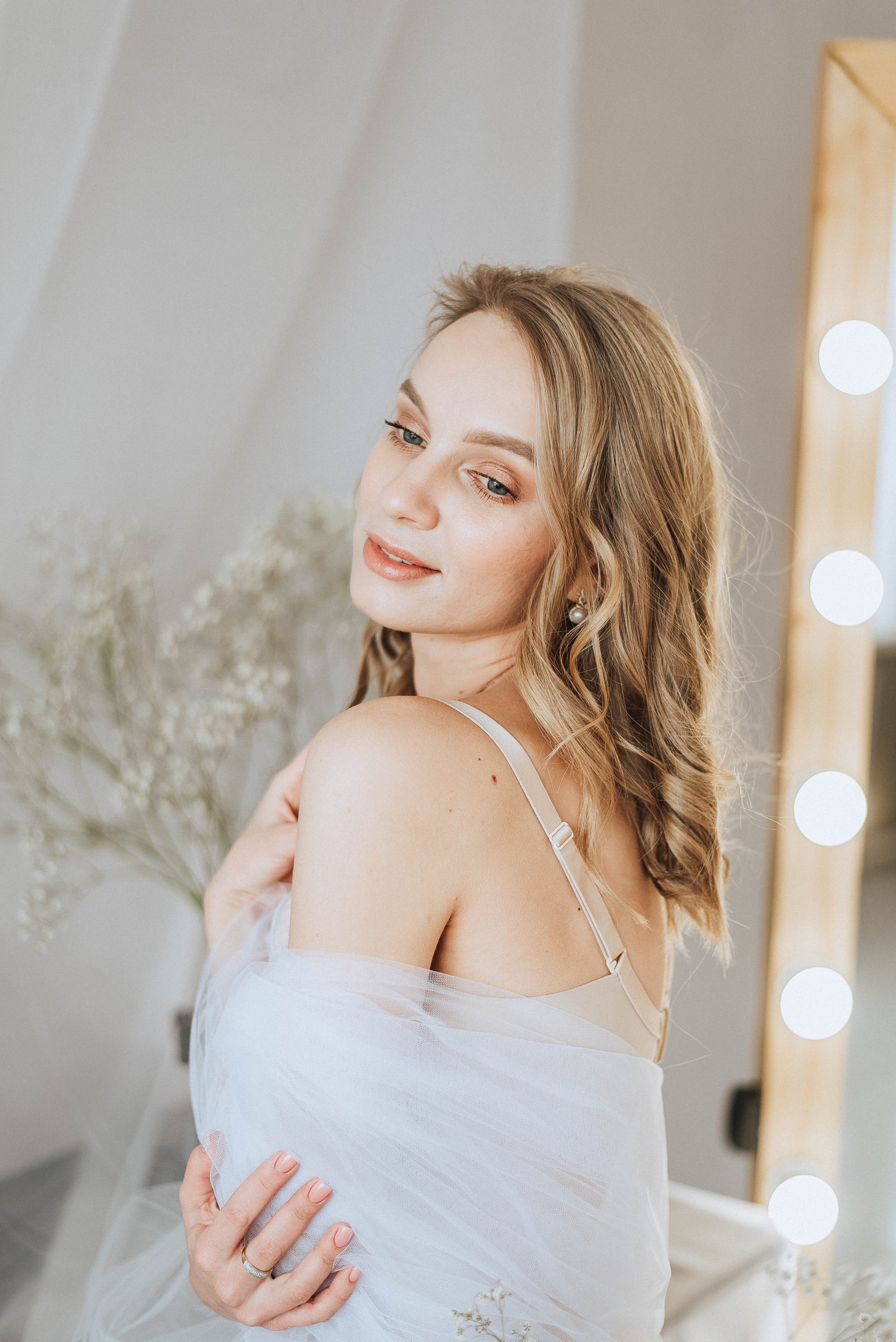 Элла (сборы невесты). Свадебный и семейный фотограф в Чите Юлия Оранская