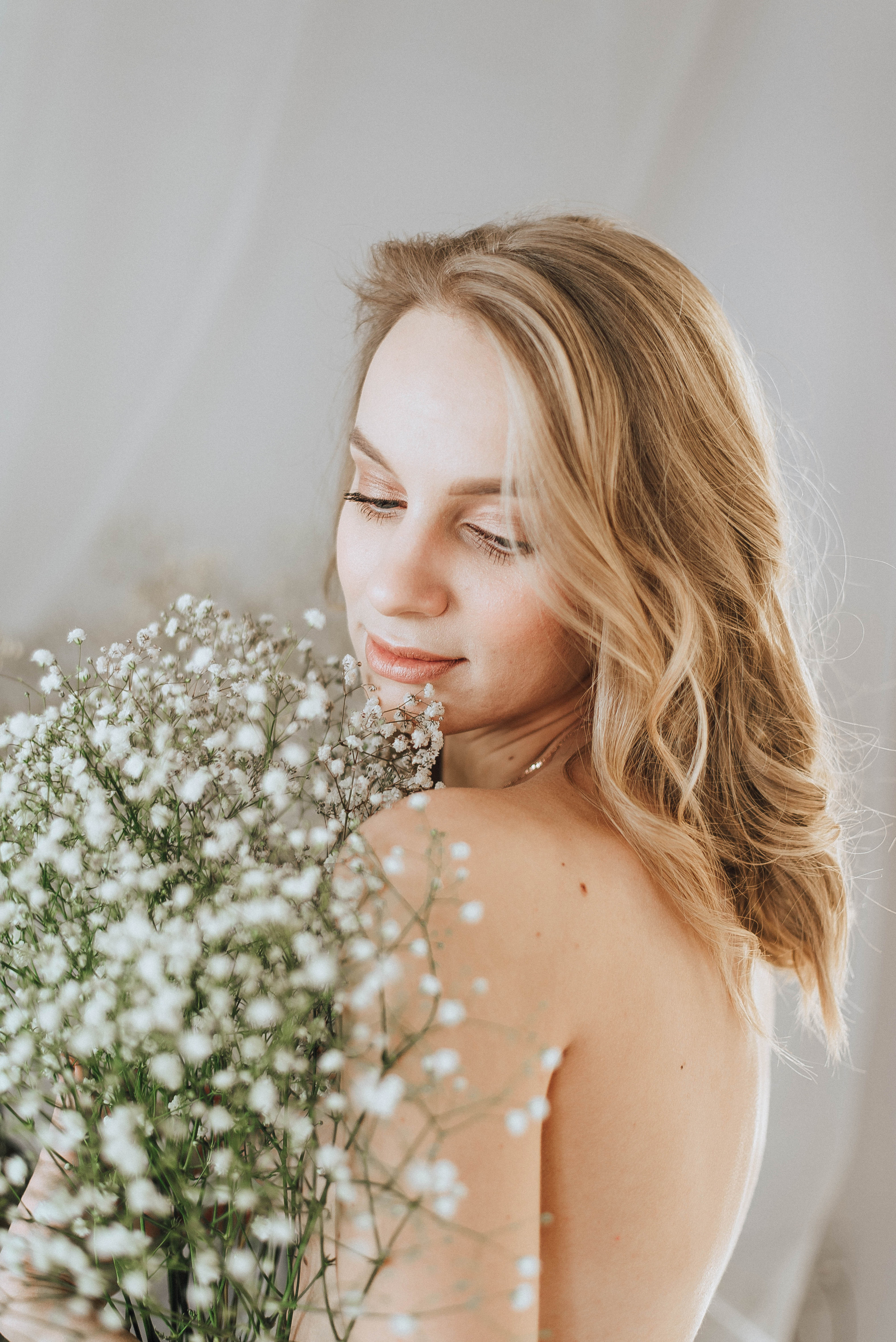 Элла (сборы невесты). Свадебный и семейный фотограф в Чите Юлия Оранская