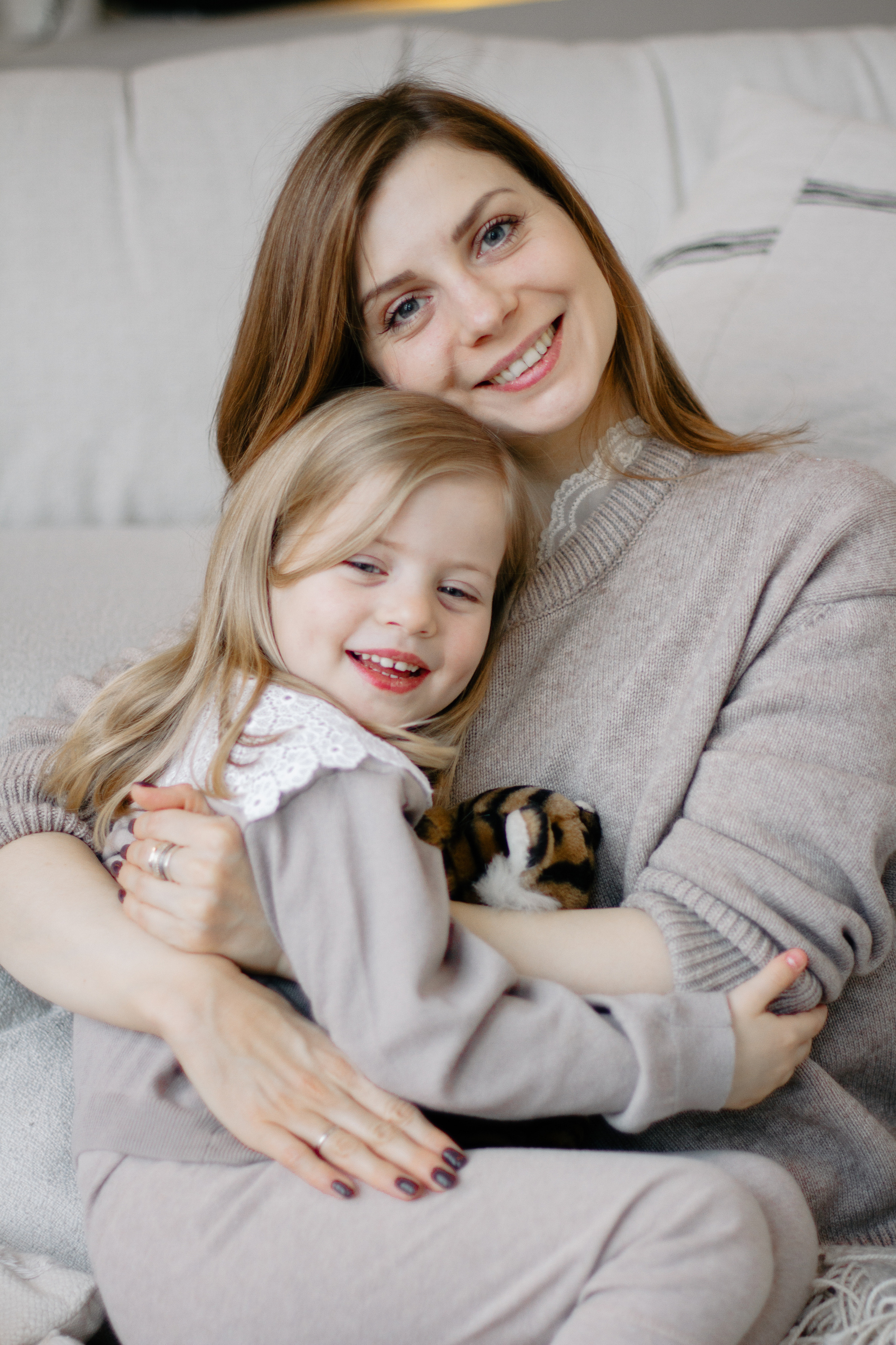 Ира и Таисия. Главная