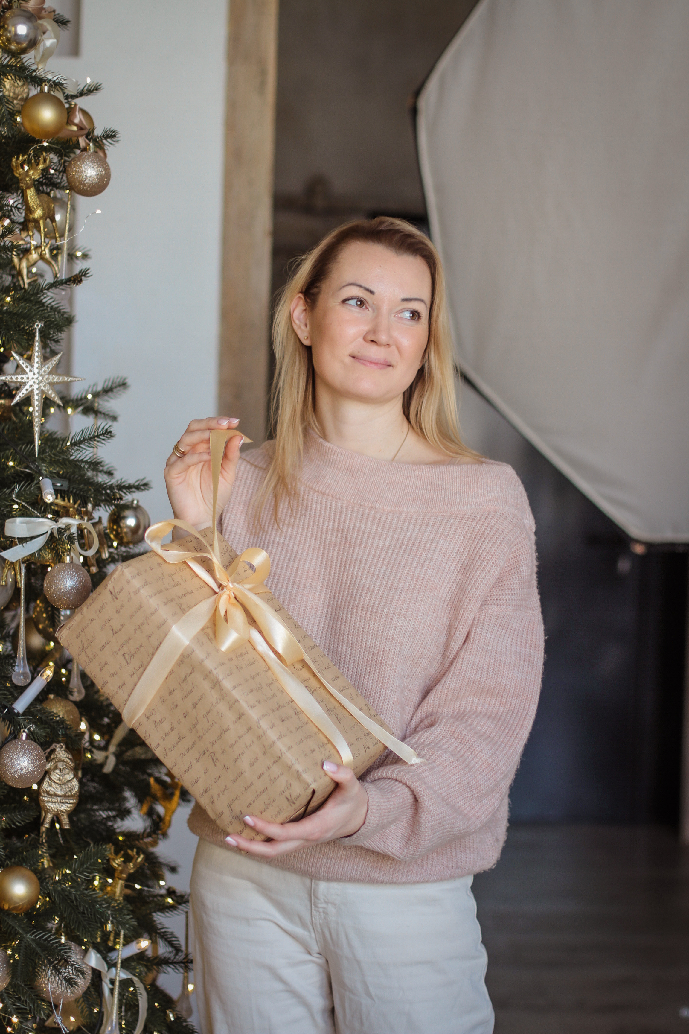 Карина и семья. Главная