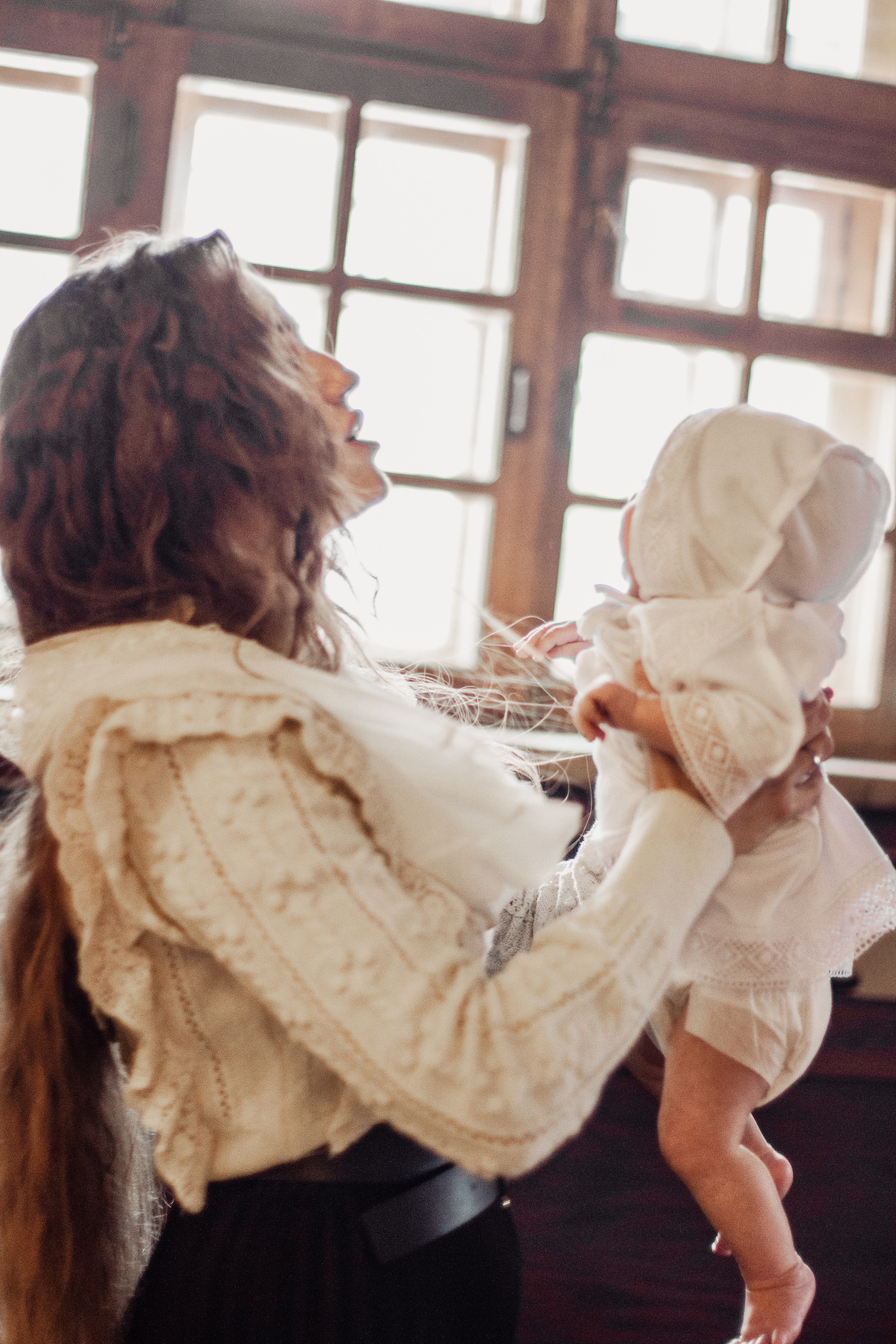 Крещение Маи. Главная