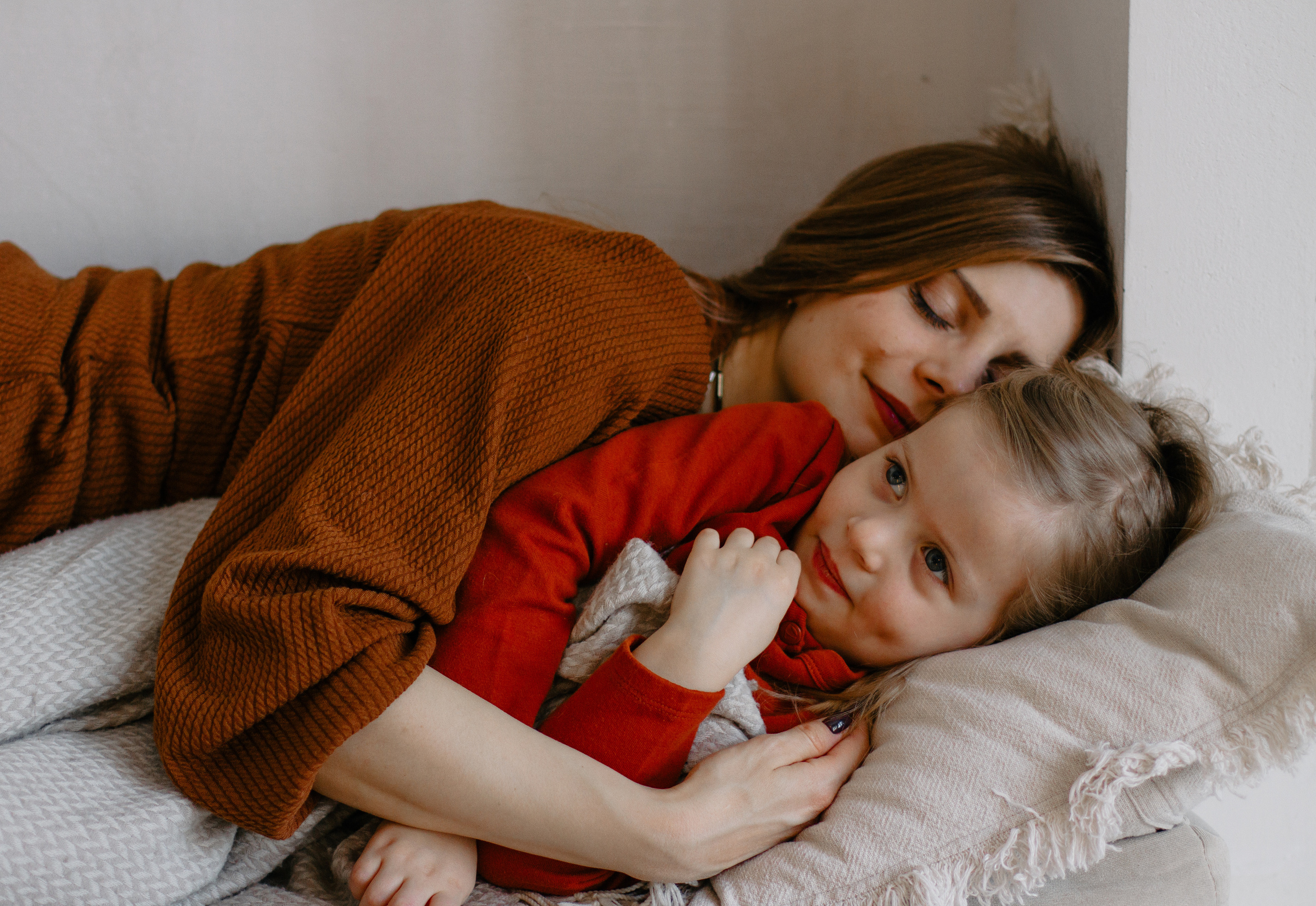 Ира и Таисия. Главная