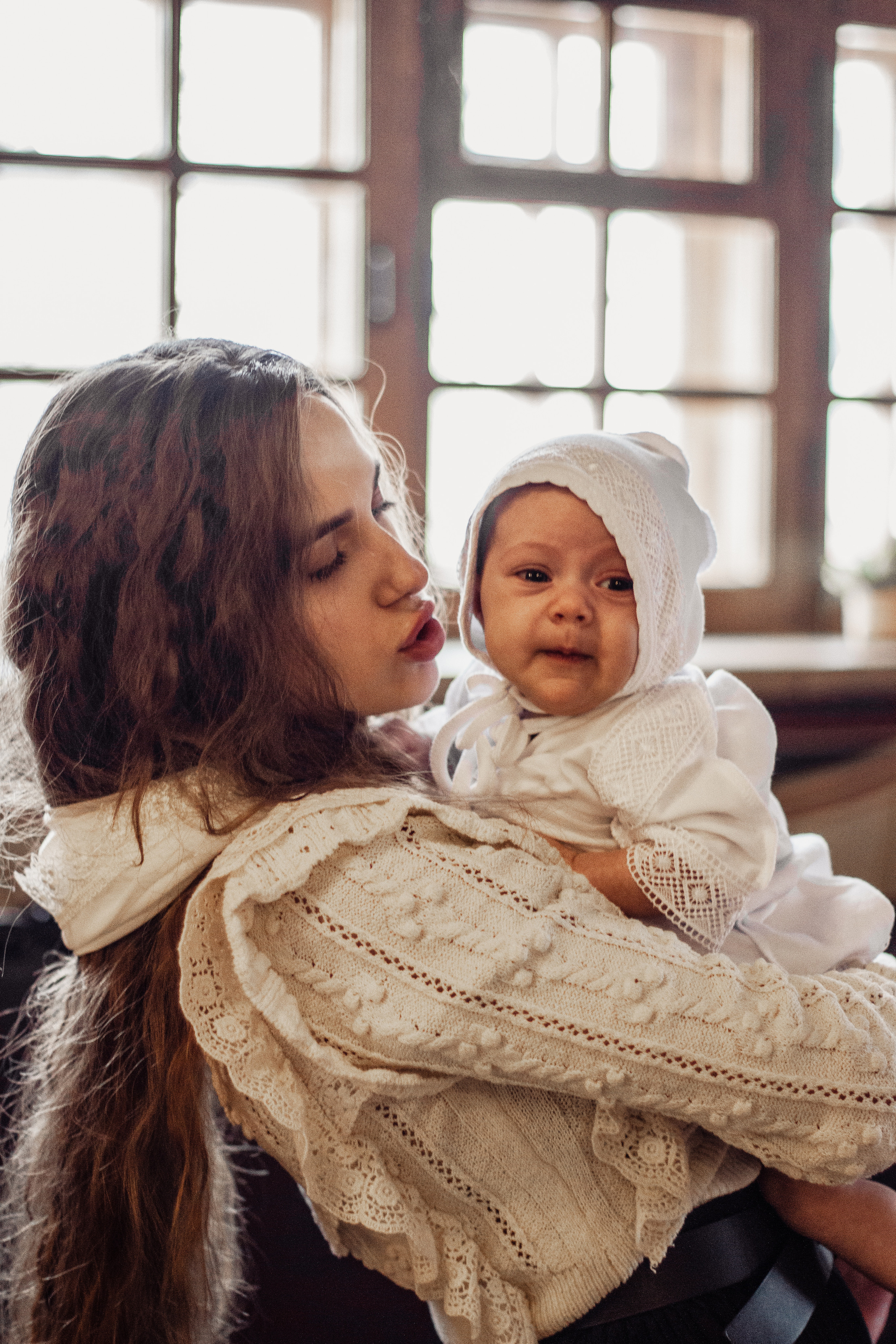 Крещение Маи. Главная