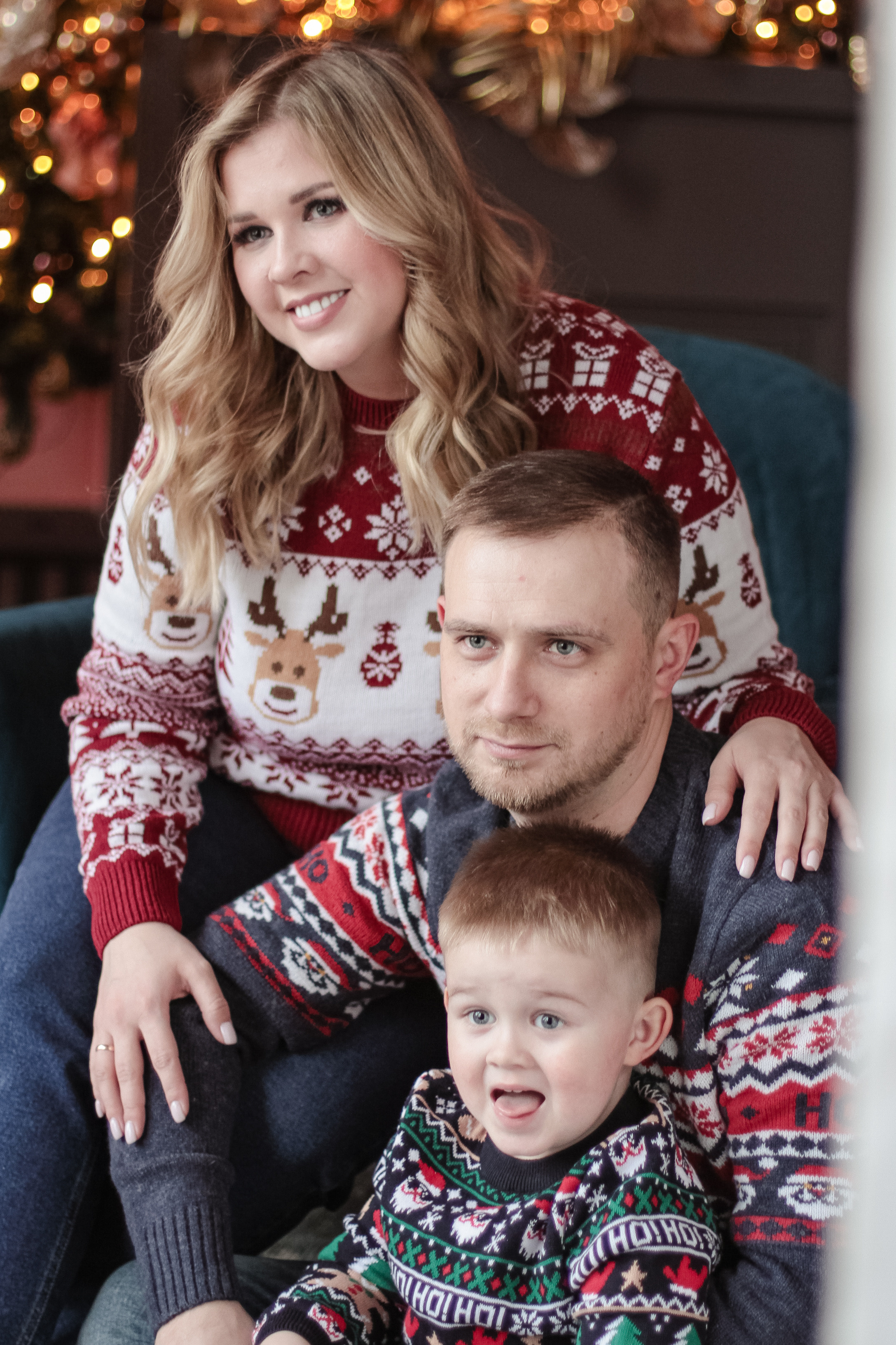 Надя и семья. Главная