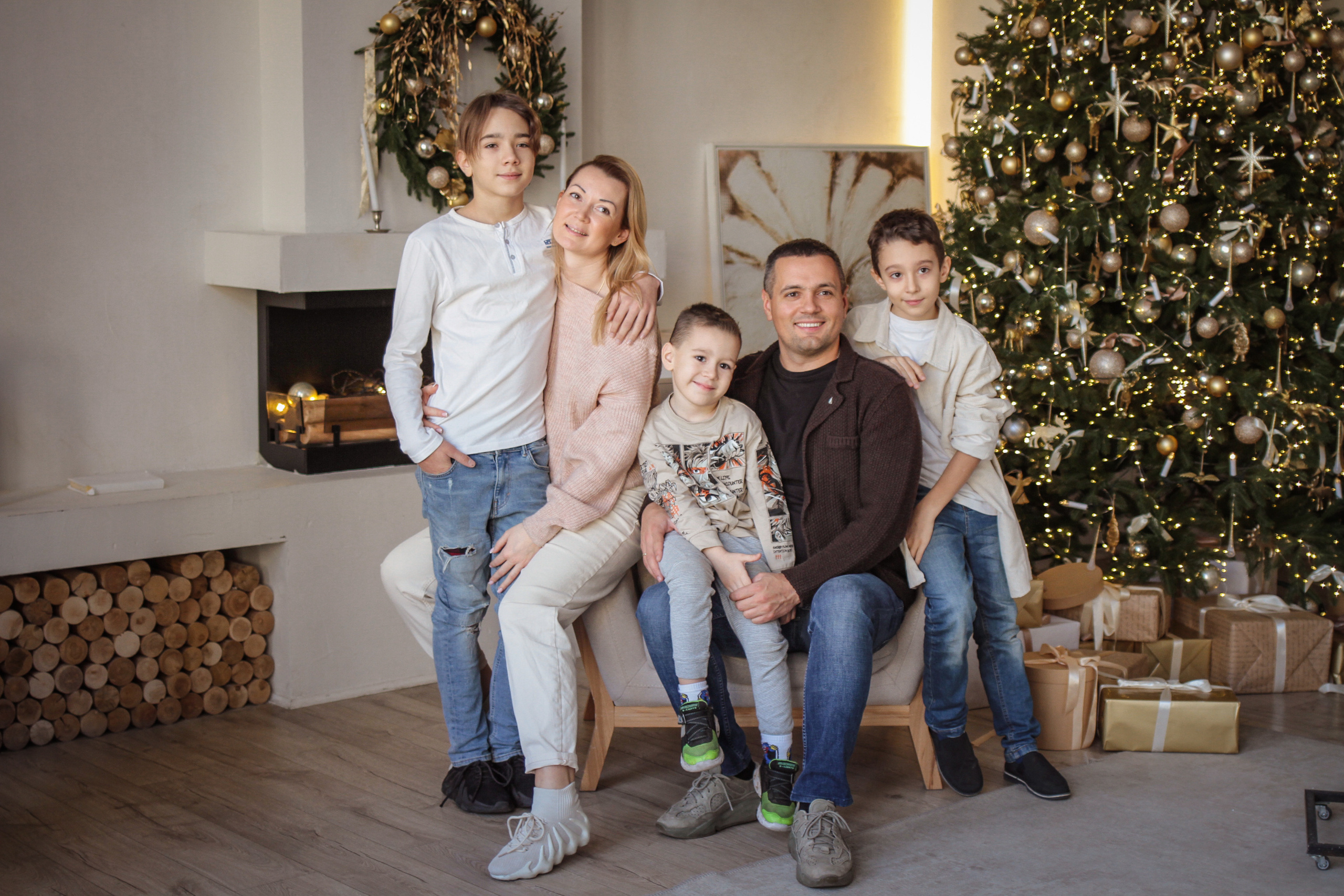 Карина и семья. Главная