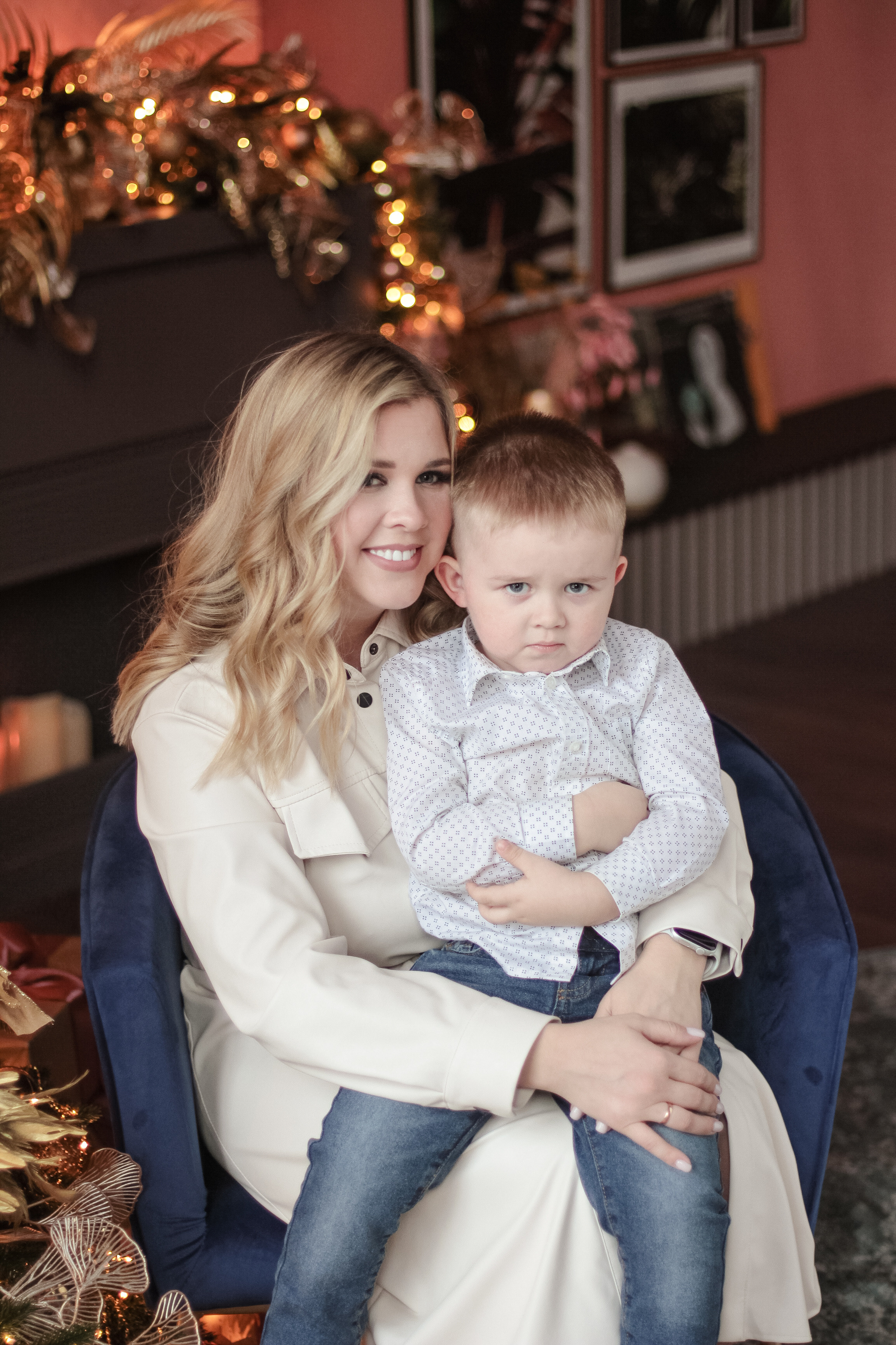 Надя и семья. Главная