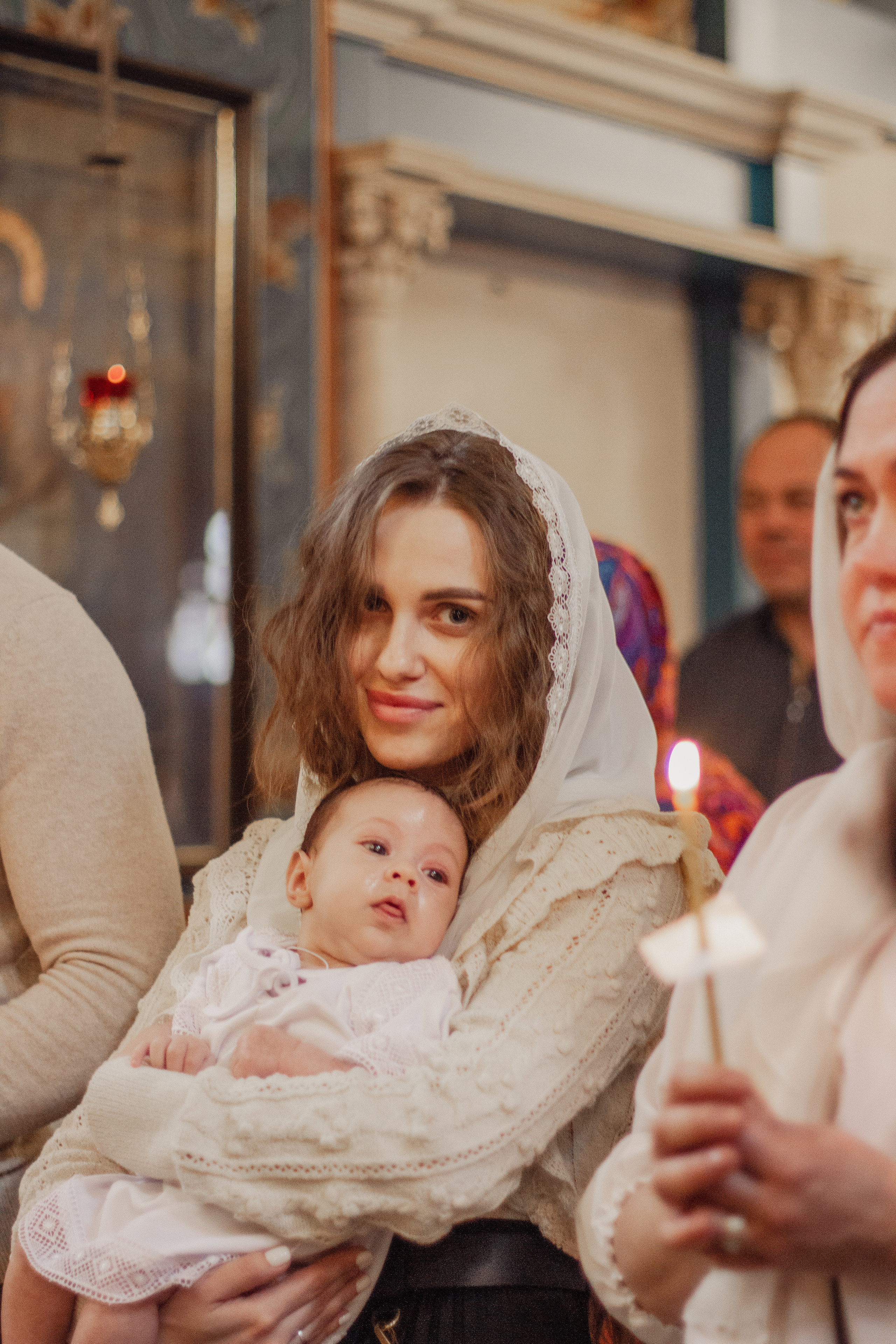 Крещение Маи. Главная