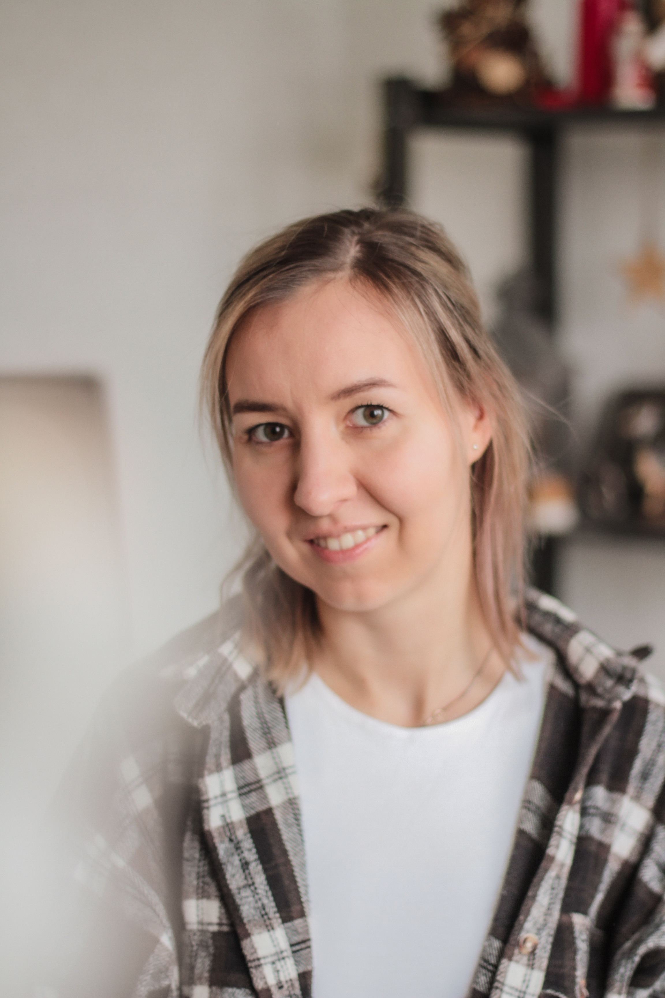 Нина. Главная