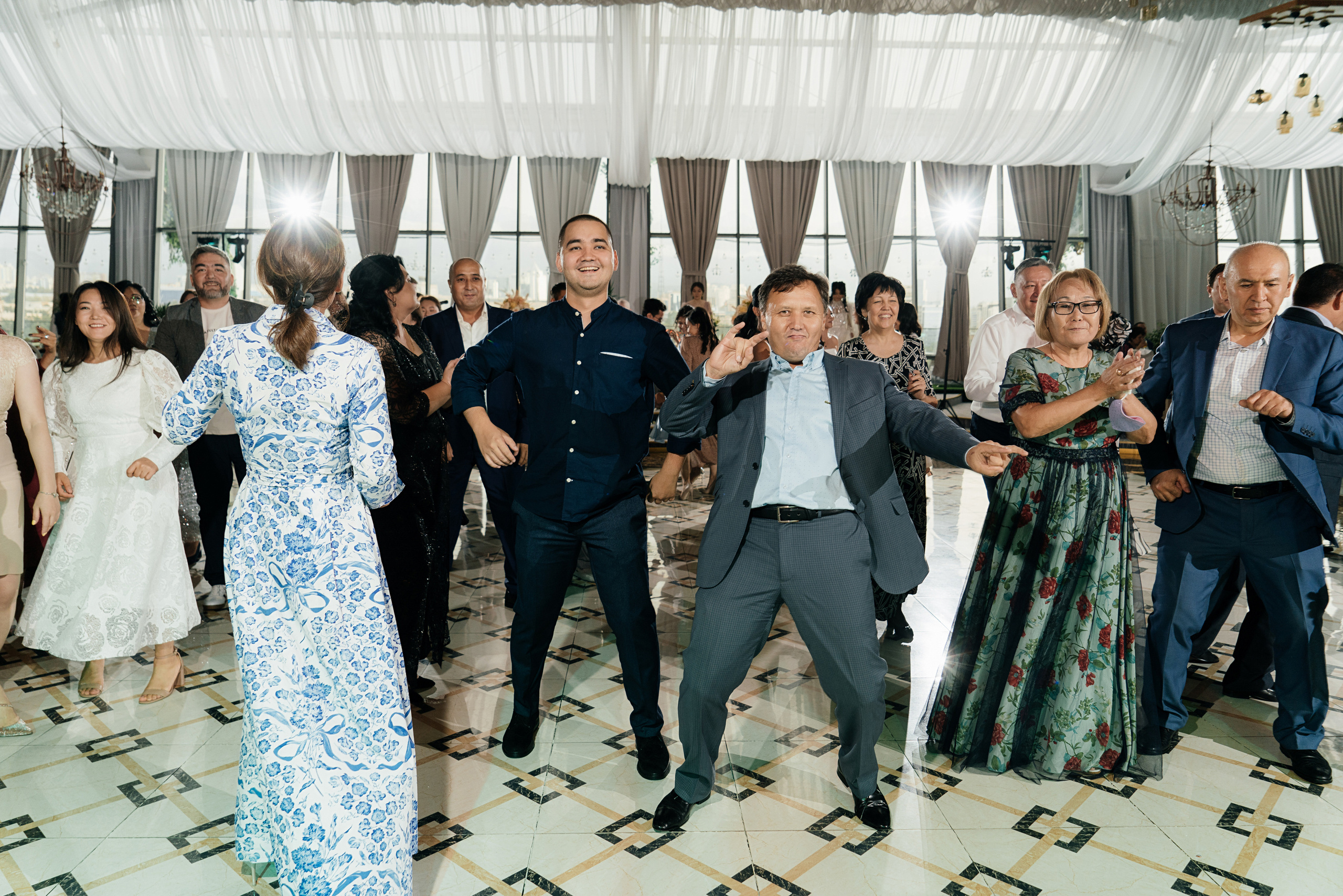 Uzatu. Свадебный фотограф алматы Шожебаев Кайрат