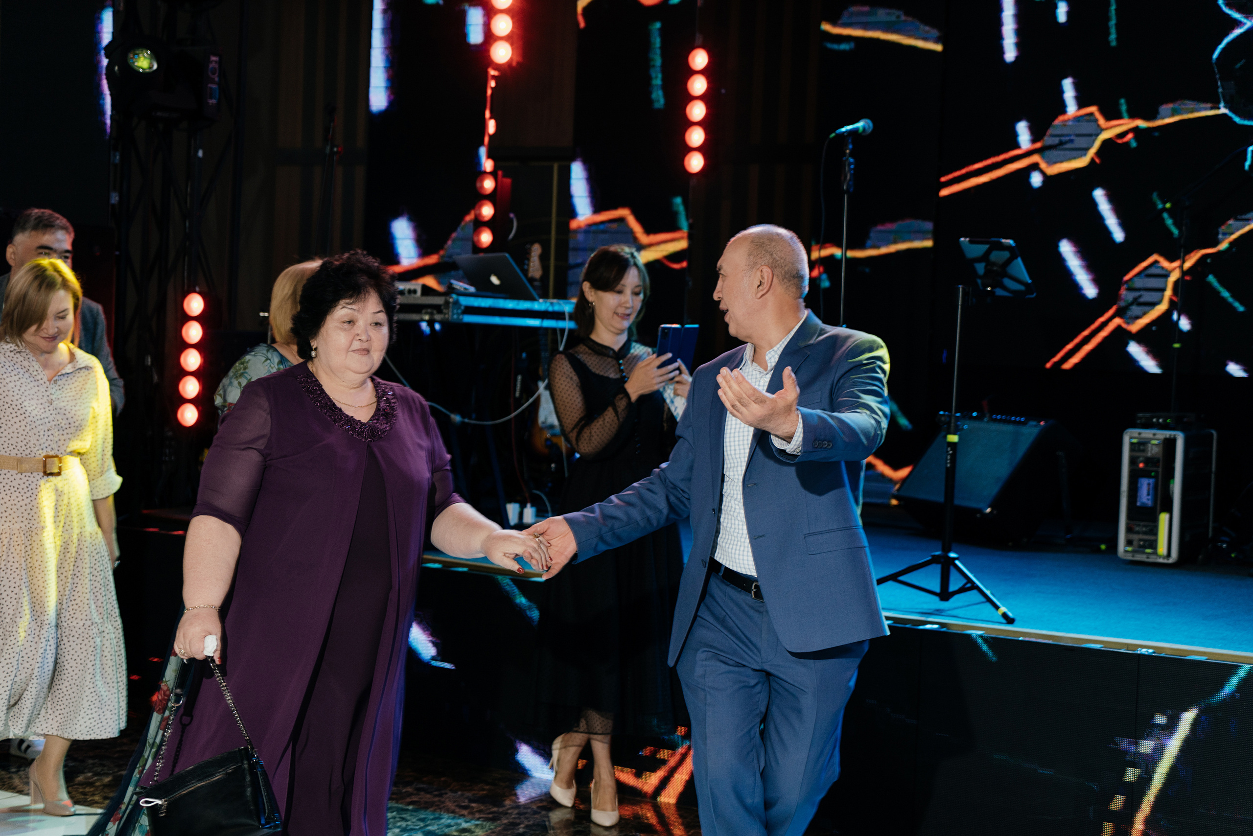 Uzatu. Свадебный фотограф алматы Шожебаев Кайрат