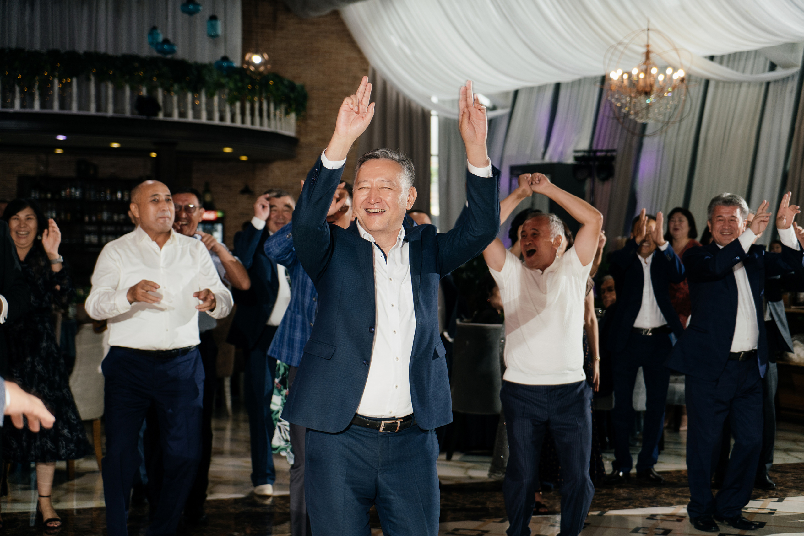 Uzatu. Свадебный фотограф алматы Шожебаев Кайрат