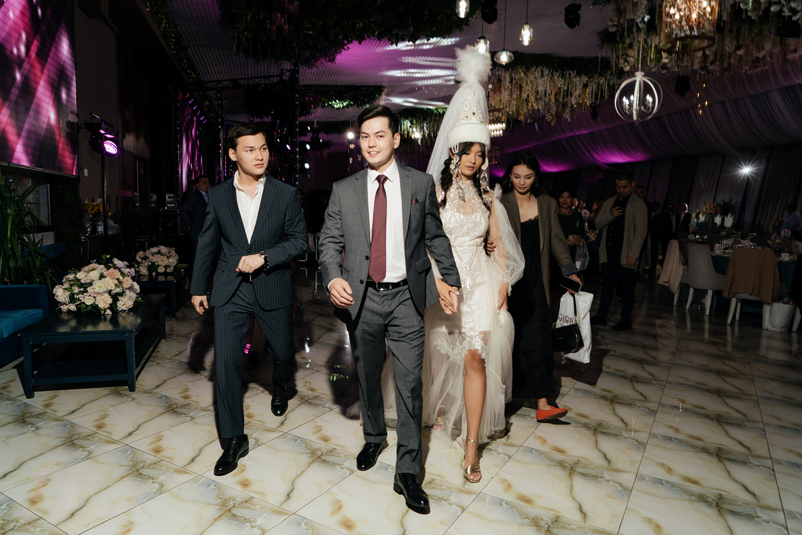 Uzatu. Свадебный фотограф алматы Шожебаев Кайрат