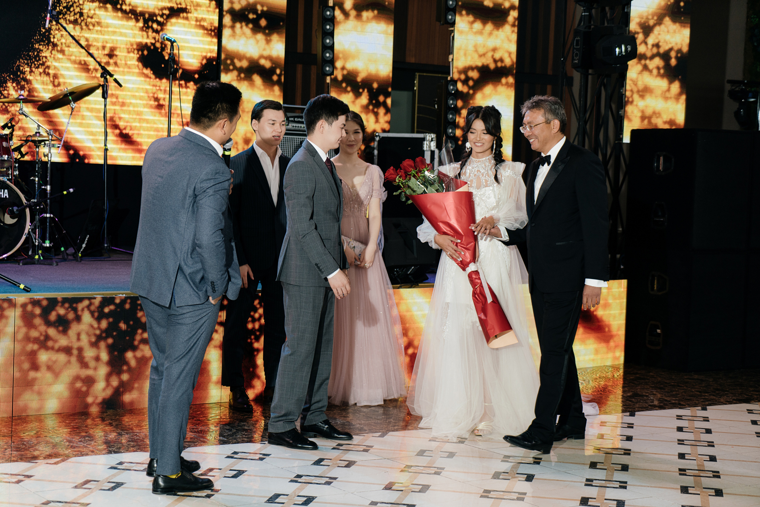 Uzatu. Свадебный фотограф алматы Шожебаев Кайрат