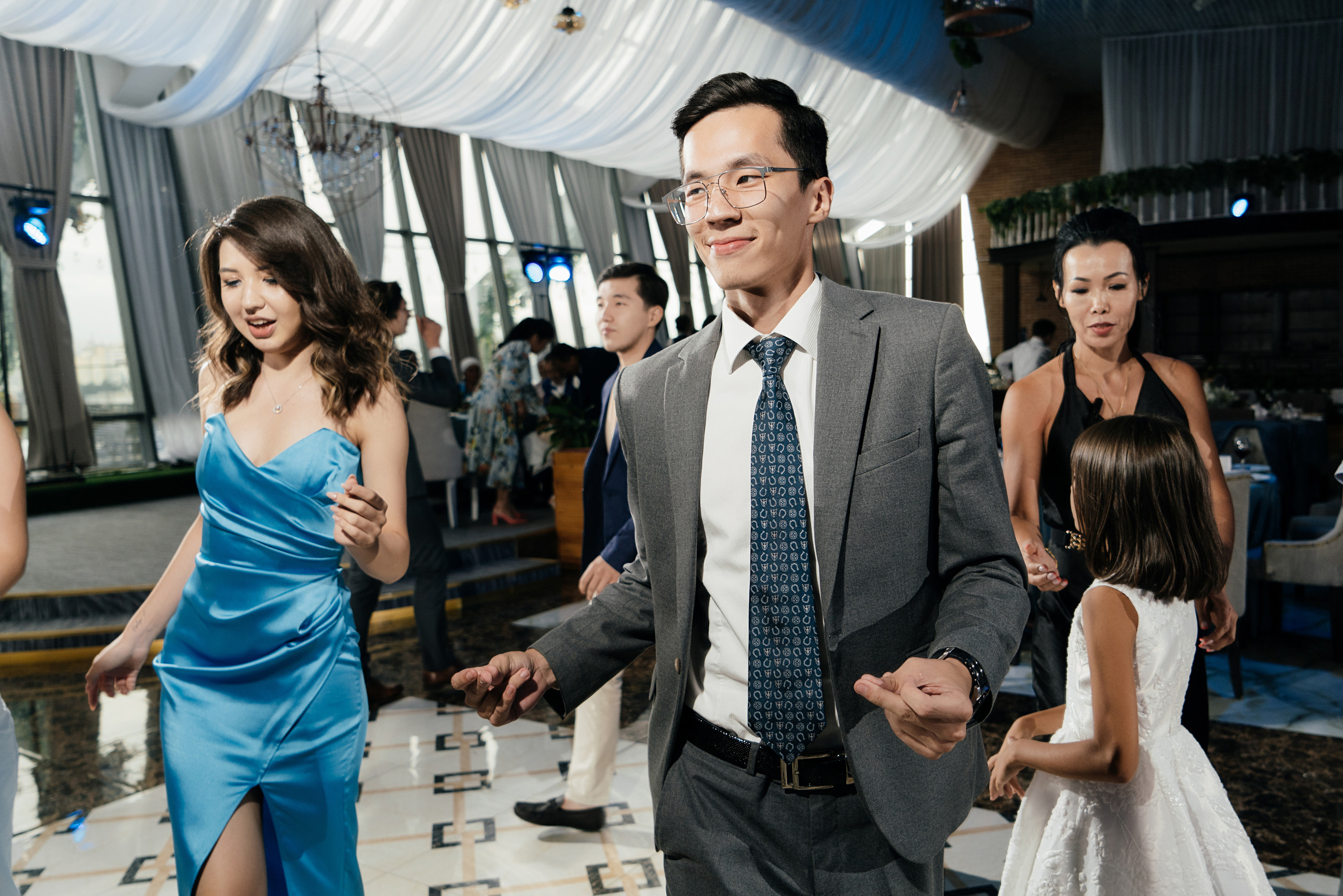 Uzatu. Свадебный фотограф алматы Шожебаев Кайрат